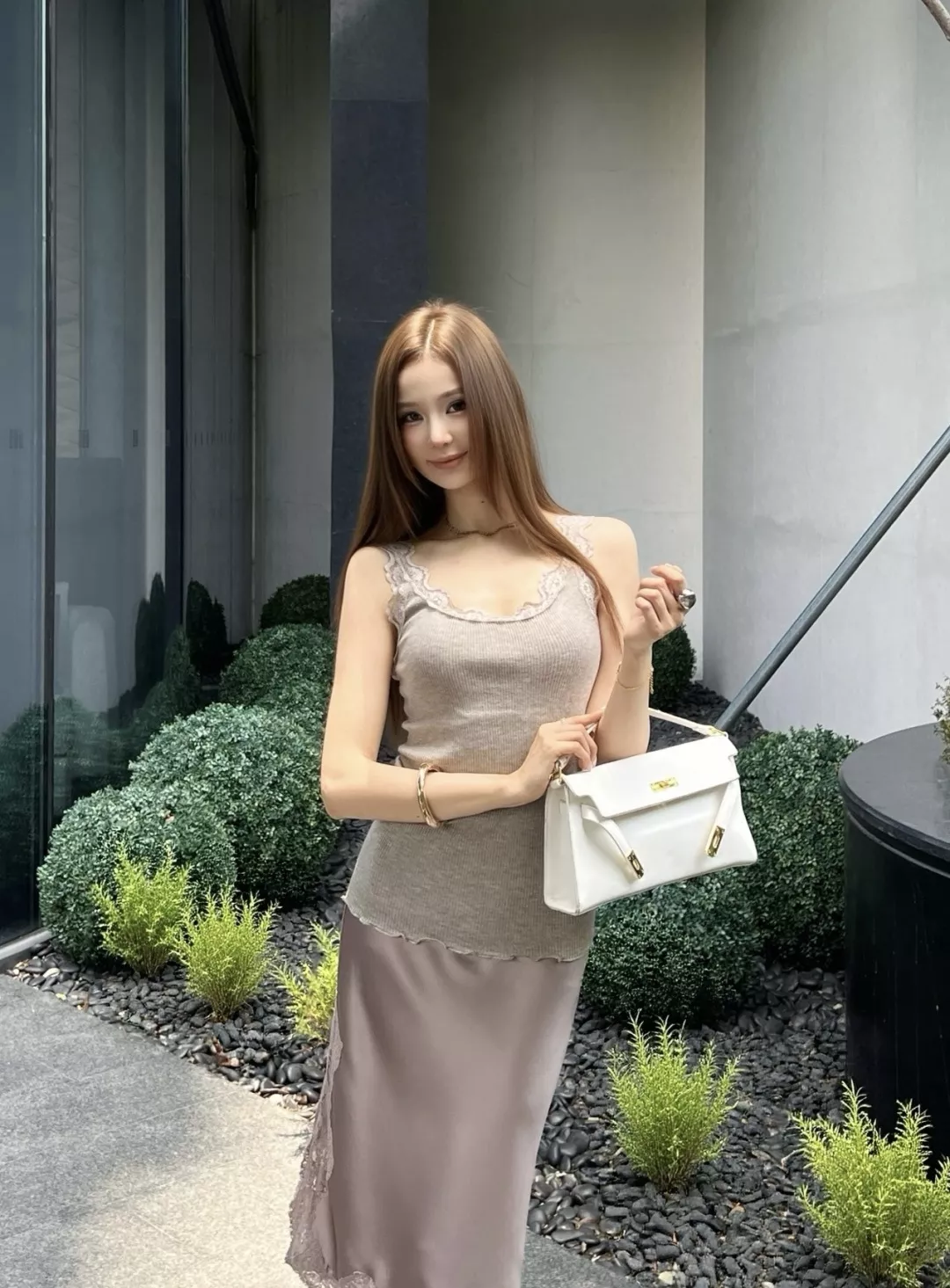 에르마노설비노 레이스 리브드 민소매 니트 상세 이미지 14