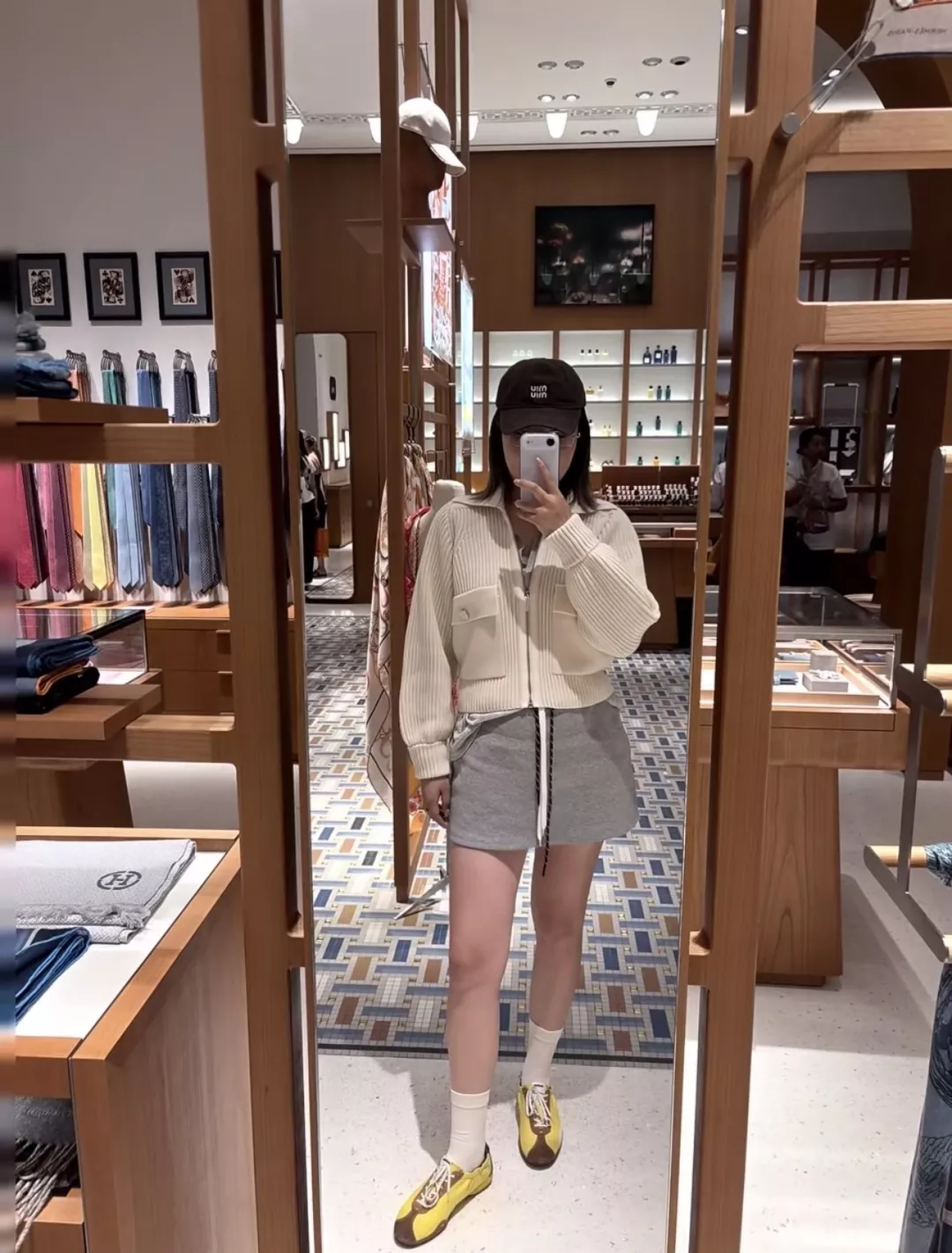 에르메스 카라 립조직 쇼트 니트 재킷 상세 이미지 11