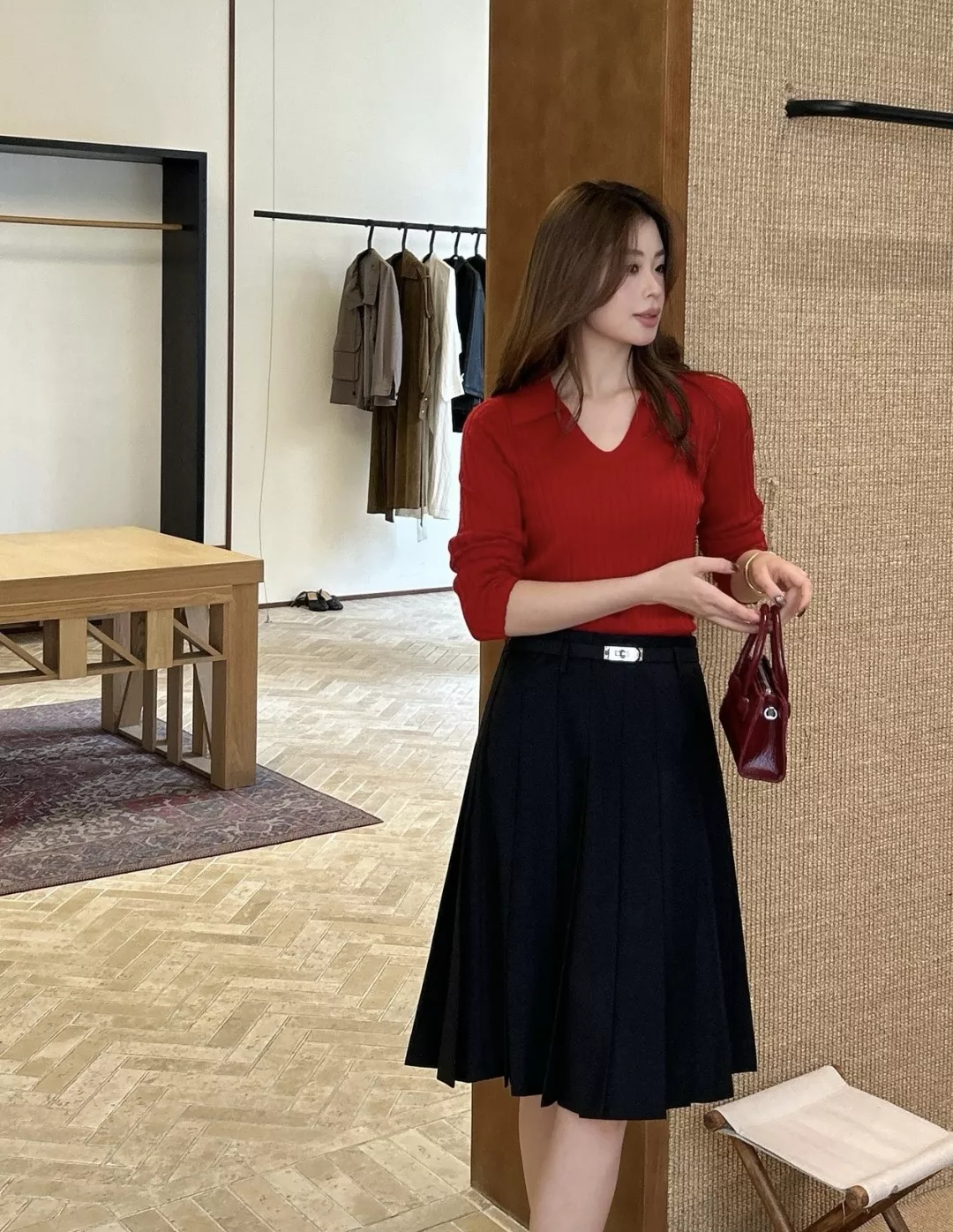 에르메스 플리츠 벨트 미들 스커트 상세 이미지 27
