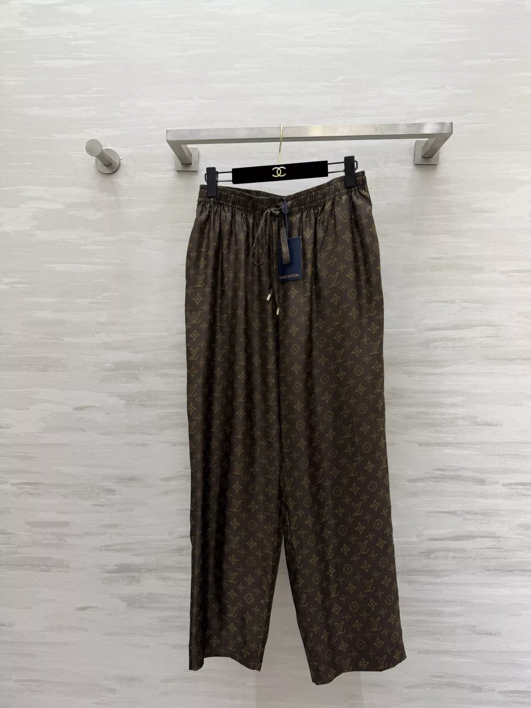 루이비통 모노그램 밴딩 와이드 팬츠 상세 이미지 1