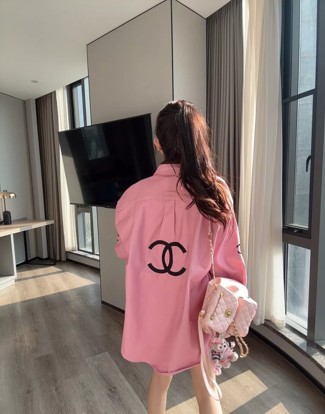 샤넬 클래식 코튼 버튼 포켓 셔츠 상세 이미지 28