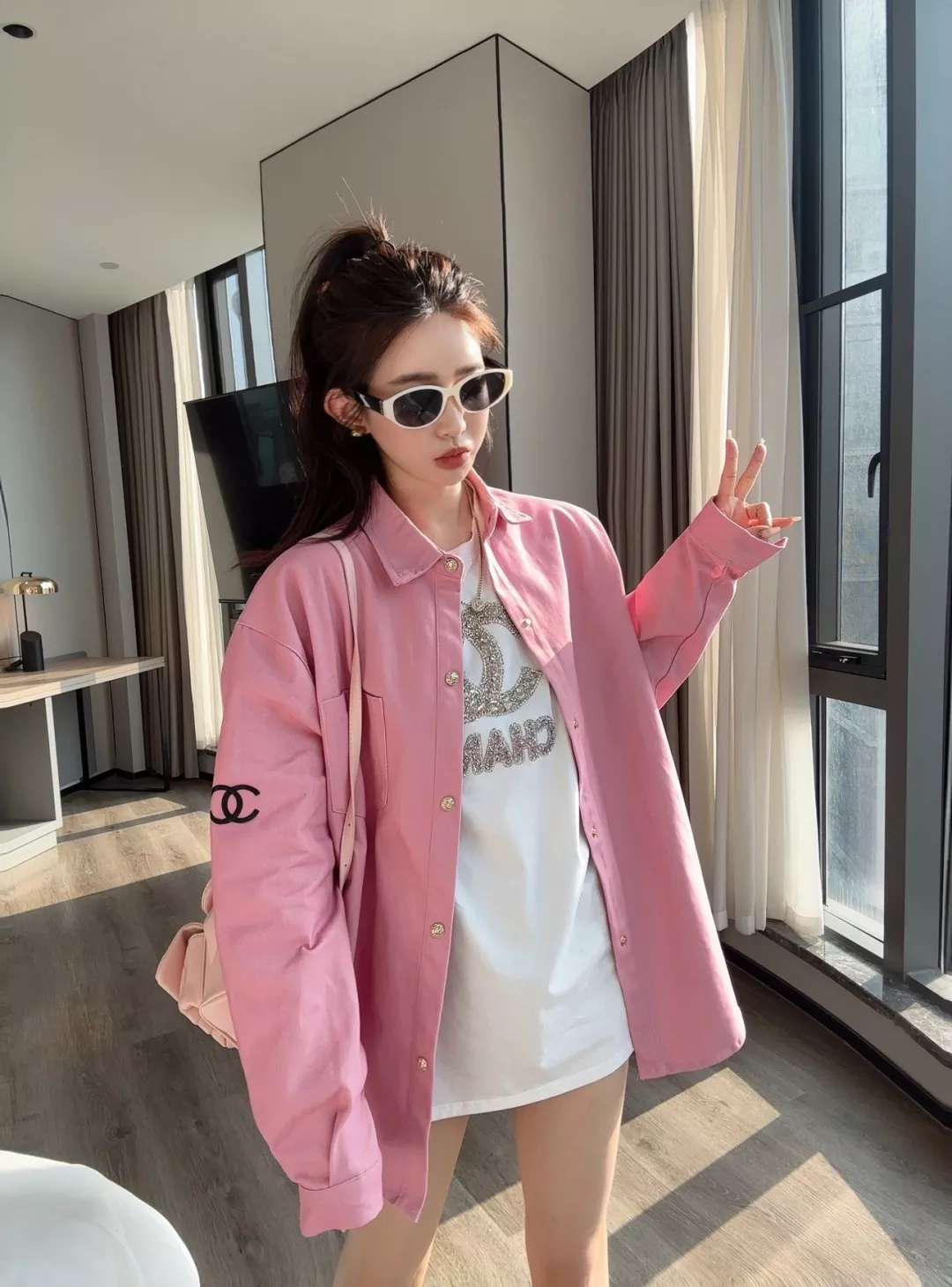 샤넬 클래식 코튼 버튼 포켓 셔츠 상세 이미지 25