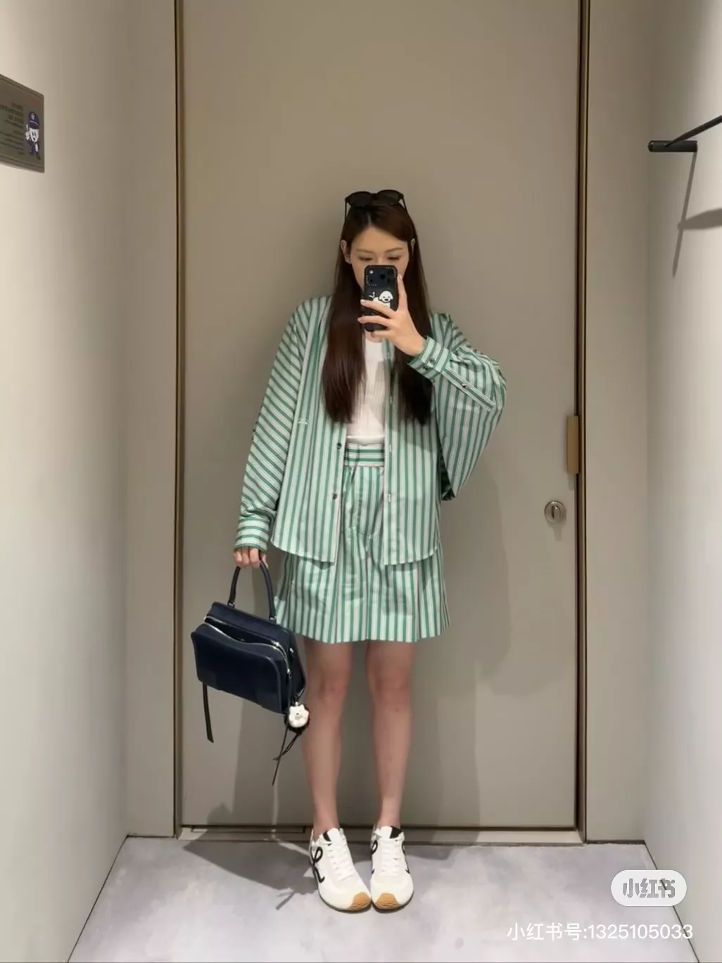 로에베 스트라이프 밴딩 쇼트 팬츠 상세 이미지 24