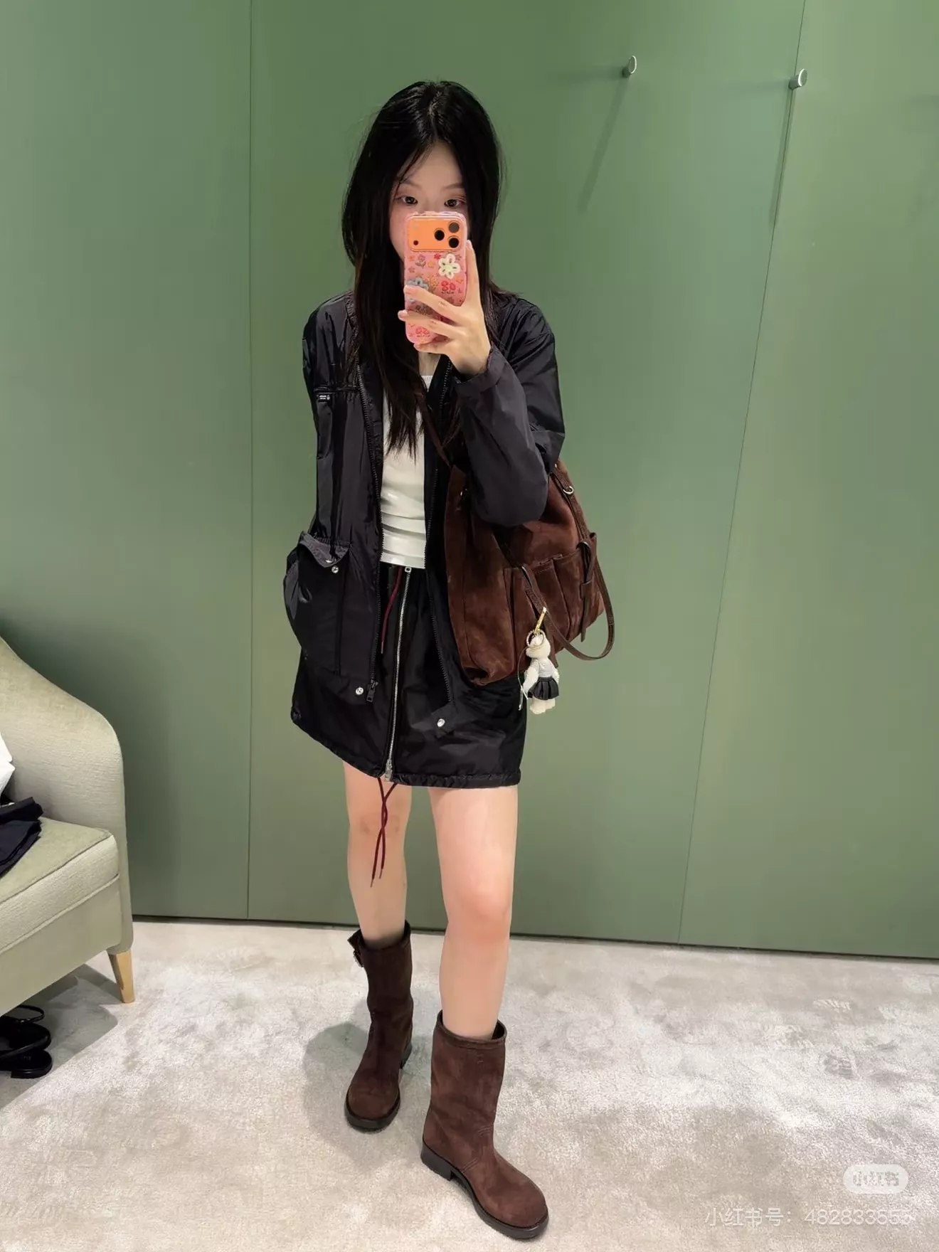 프라다 블랙 나일론 스탠드칼라 쇼트 재킷 상세 이미지 2