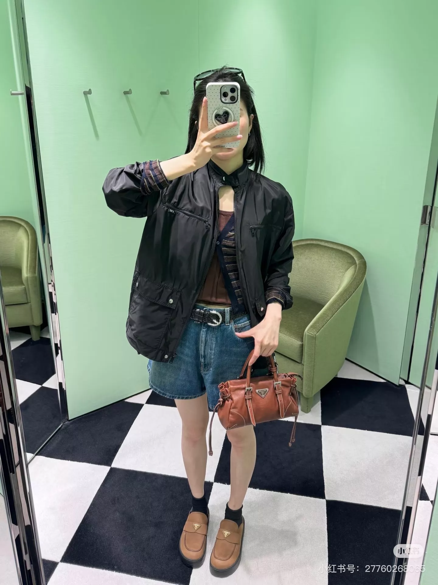 프라다 블랙 나일론 스탠드칼라 쇼트 재킷 상세 이미지 8