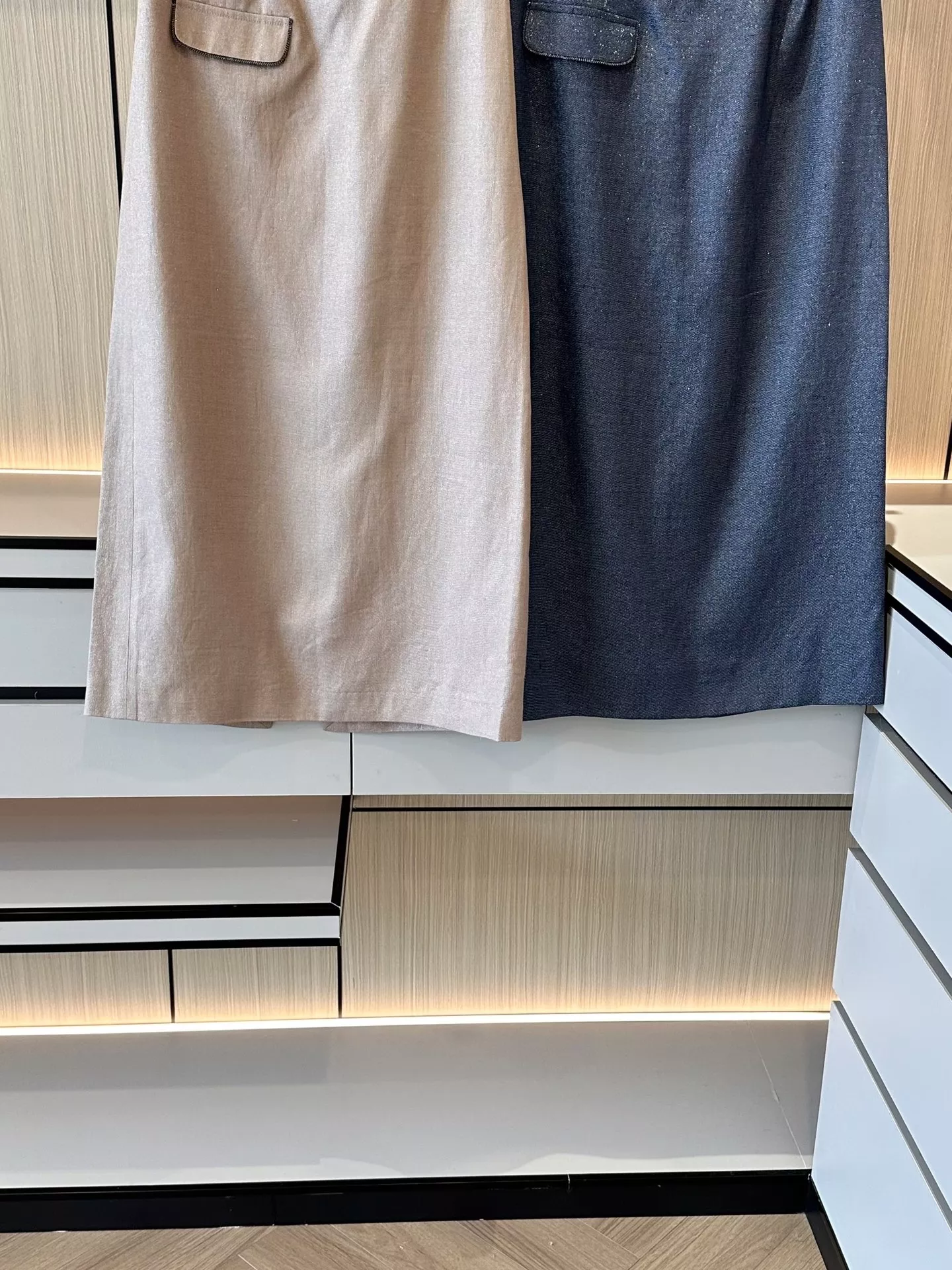 브루넬로쿠치넬리 린넨 혼방 스트레이트 롱 스커트 상세 이미지 4