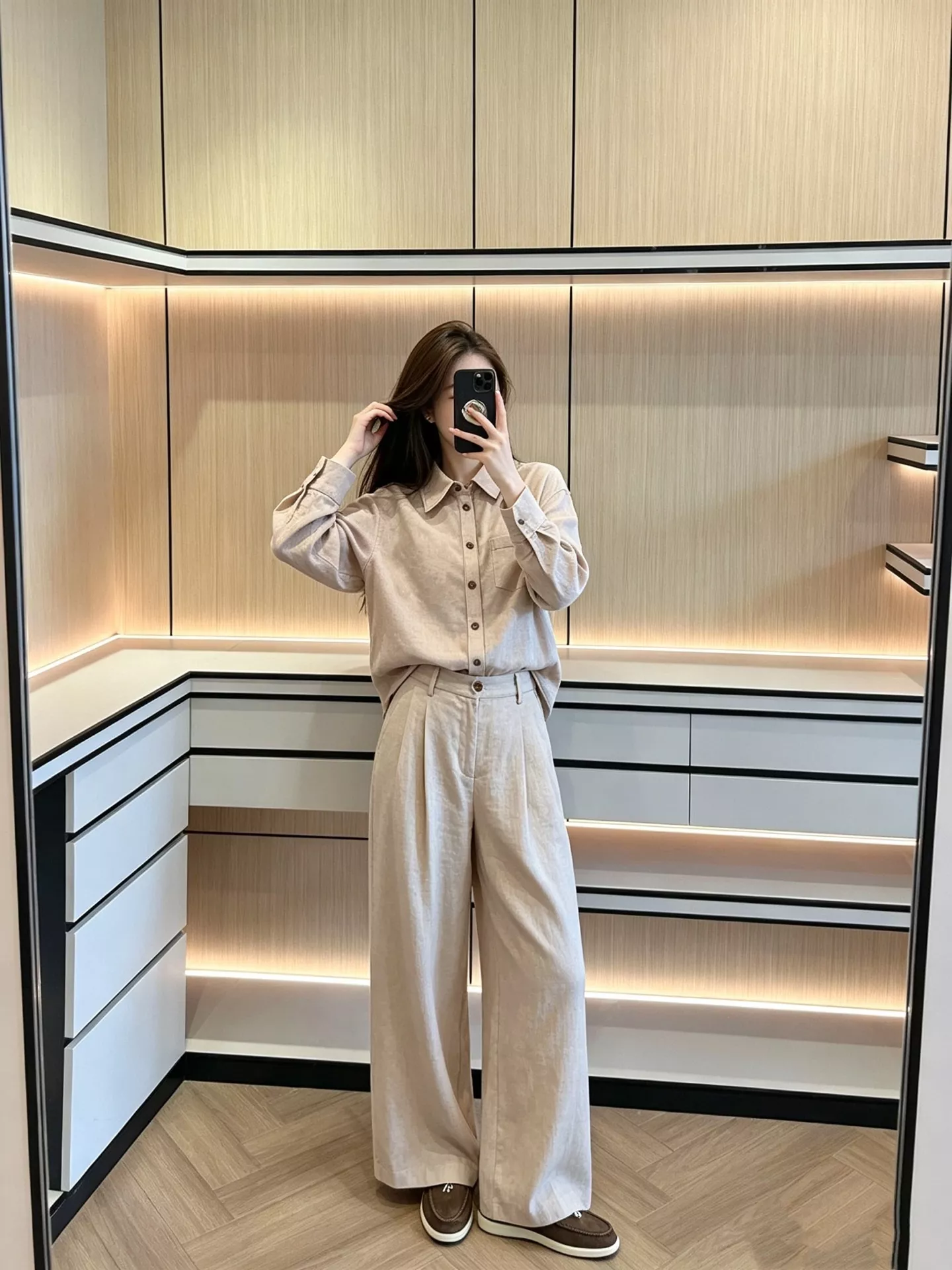 브루넬로쿠치넬리 포켓 디테일 린넨 블렌드 긴소매 셔츠 상세 이미지 47