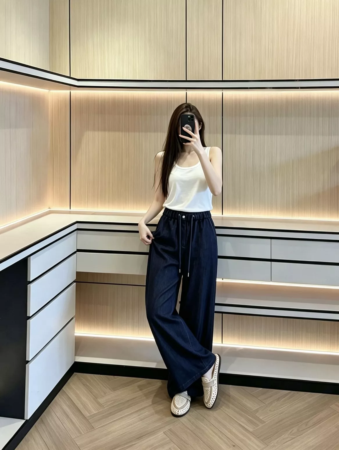 노브랜드 비즈 장식 스트레이트 와이드 팬츠 상세 이미지 71