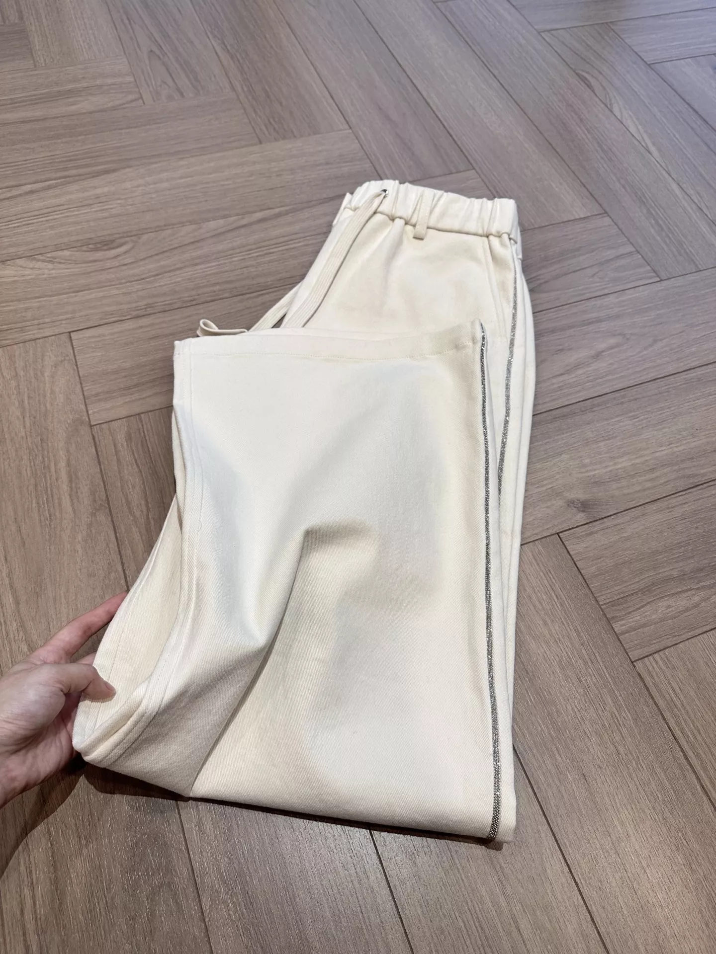 노브랜드 비즈 장식 스트레이트 와이드 팬츠 상세 이미지 26