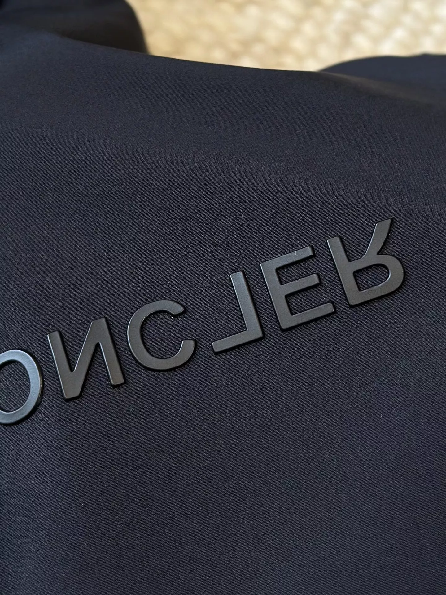 몽클레어 벨트 디테일 스키 라인 후드 재킷 상세 이미지 62