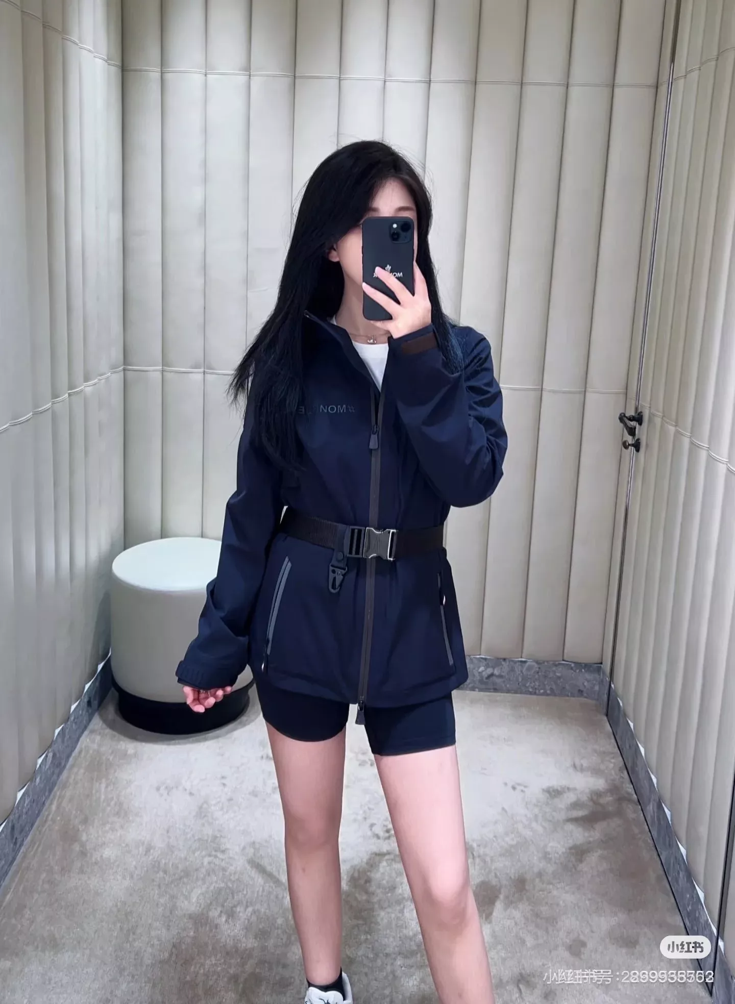 몽클레어 벨트 디테일 스키 라인 후드 재킷 상세 이미지 88