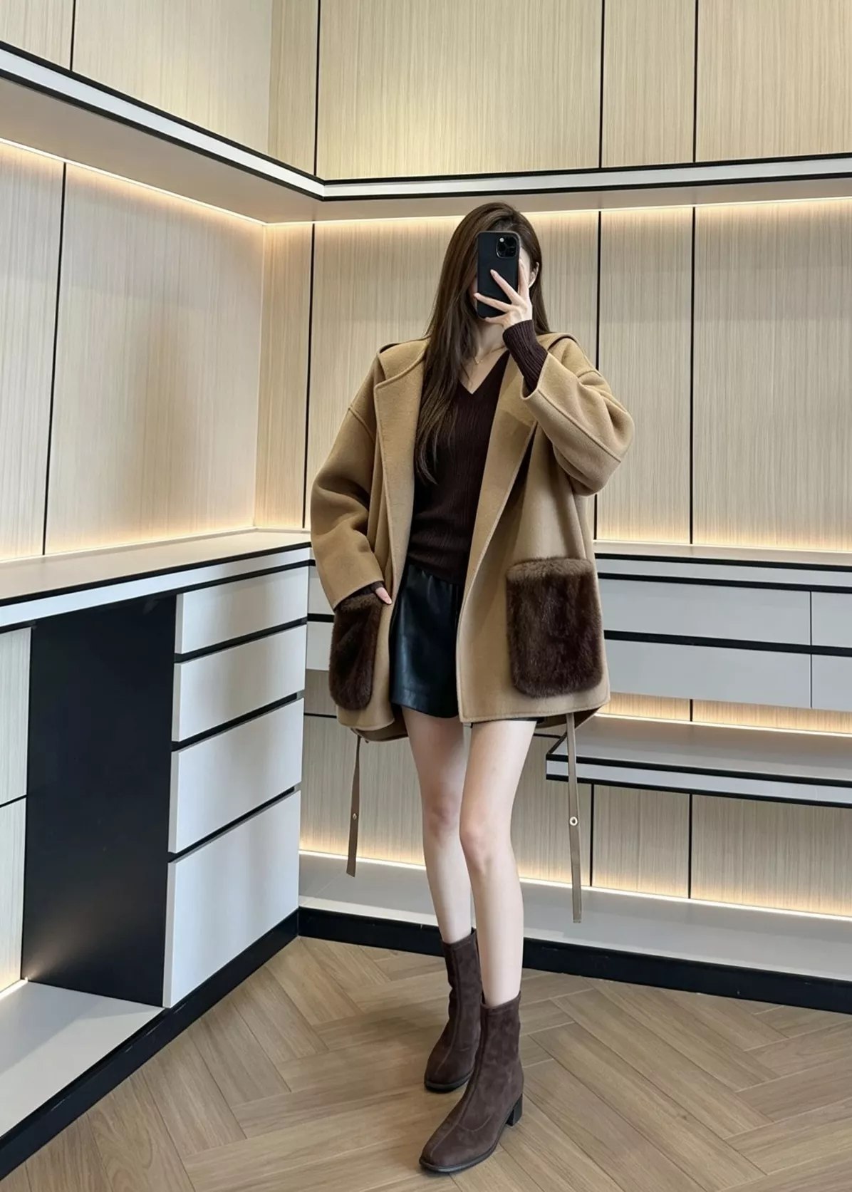 로로피아나 밍크 포켓 벨티드 캐시미어 블렌드 하프 코트 상세 이미지 115