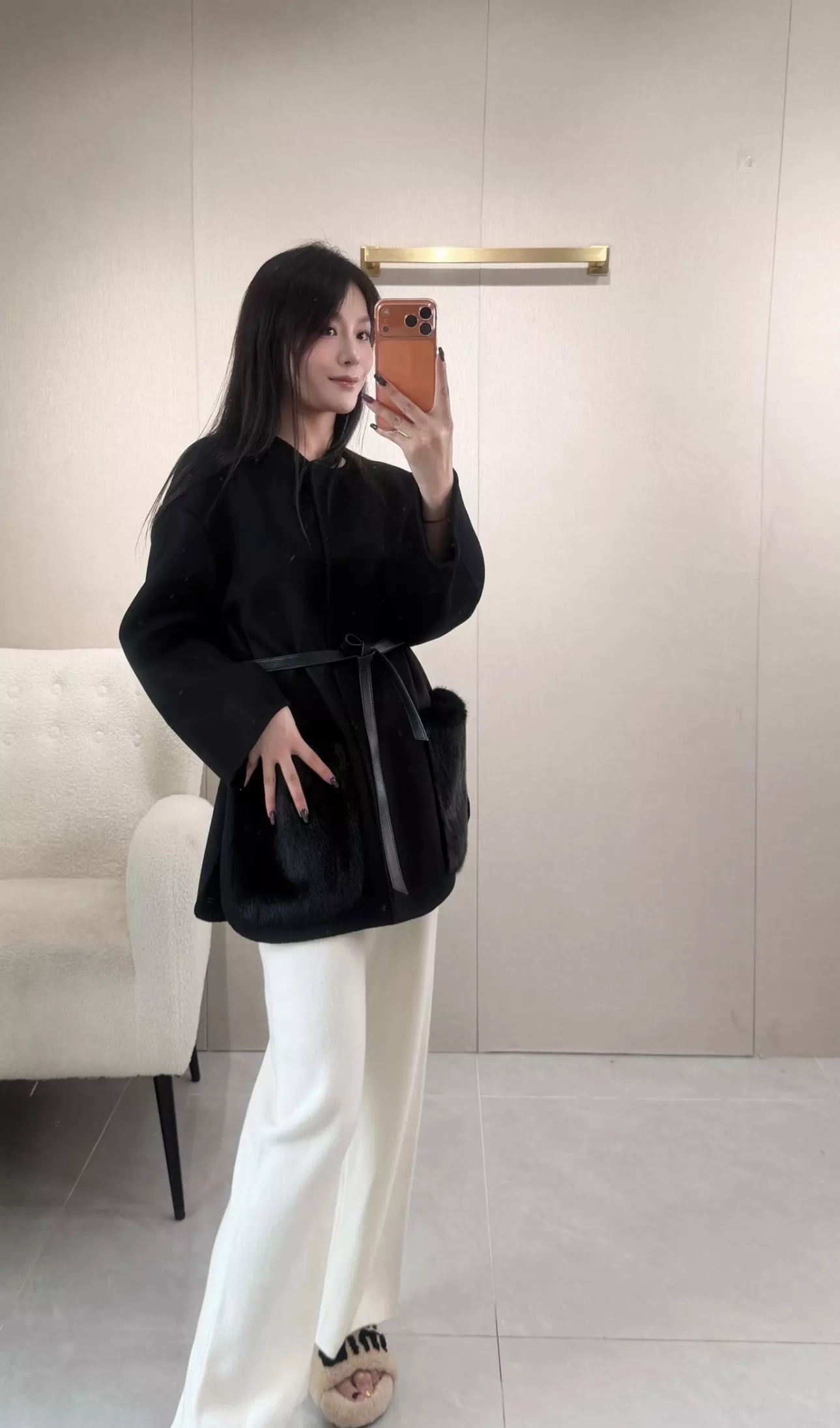 로로피아나 밍크 포켓 벨티드 캐시미어 블렌드 하프 코트 상세 이미지 106