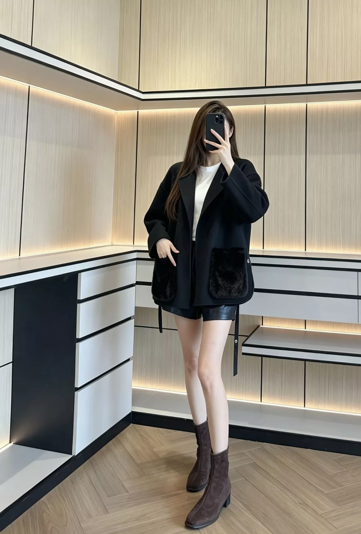 로로피아나 밍크 포켓 벨티드 캐시미어 블렌드 하프 코트 상세 이미지 114