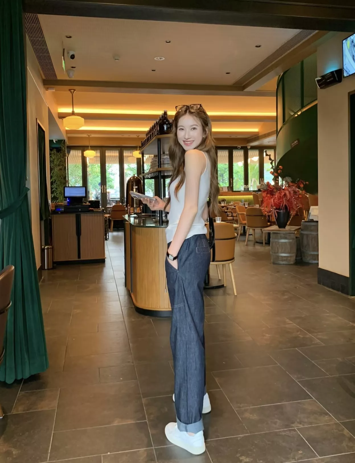 브루넬로쿠치넬리 스트레이트 핏 드로스트링 데님 팬츠 상세 이미지 17