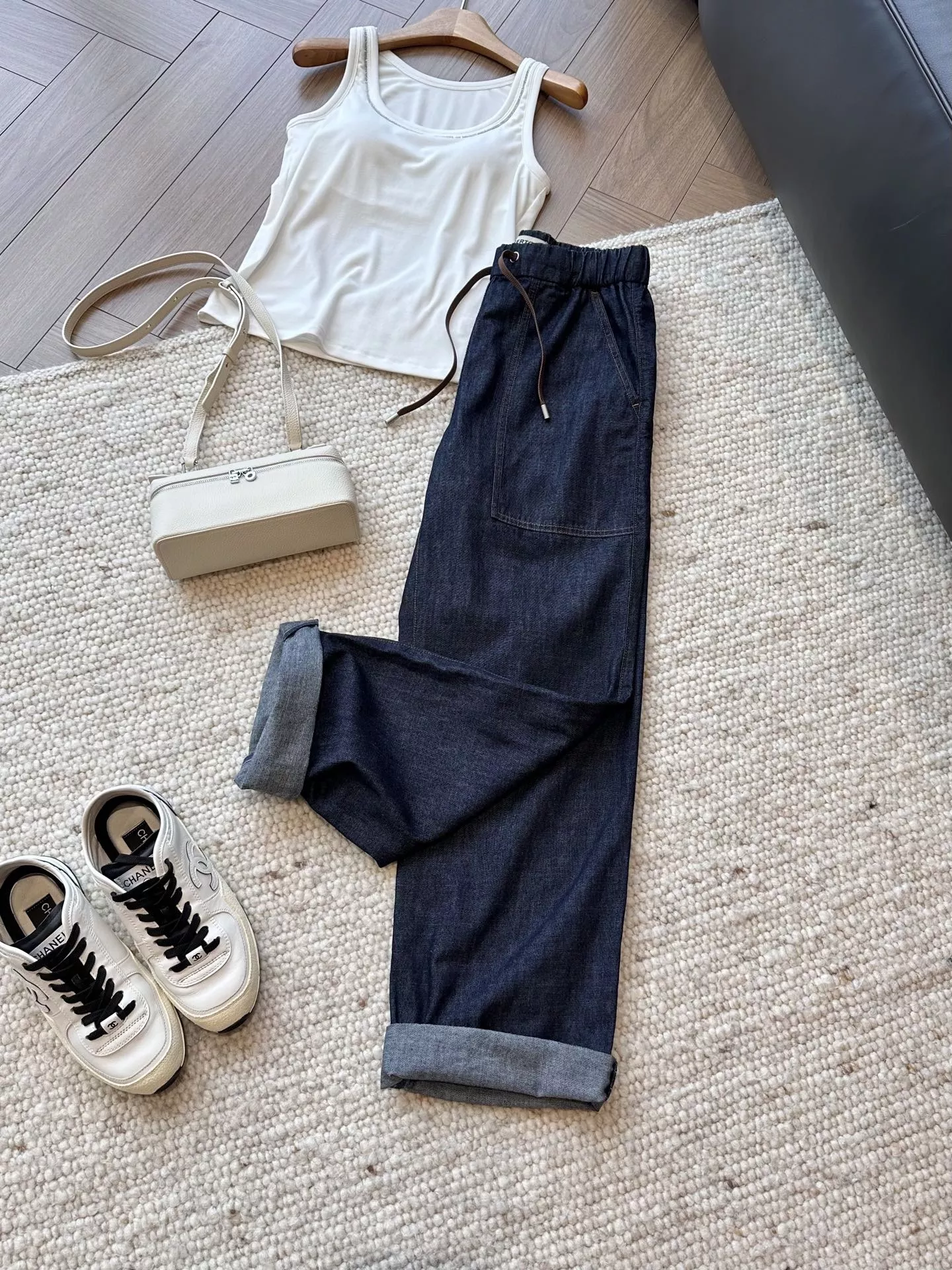 브루넬로쿠치넬리 스트레이트 핏 드로스트링 데님 팬츠 상세 이미지 25