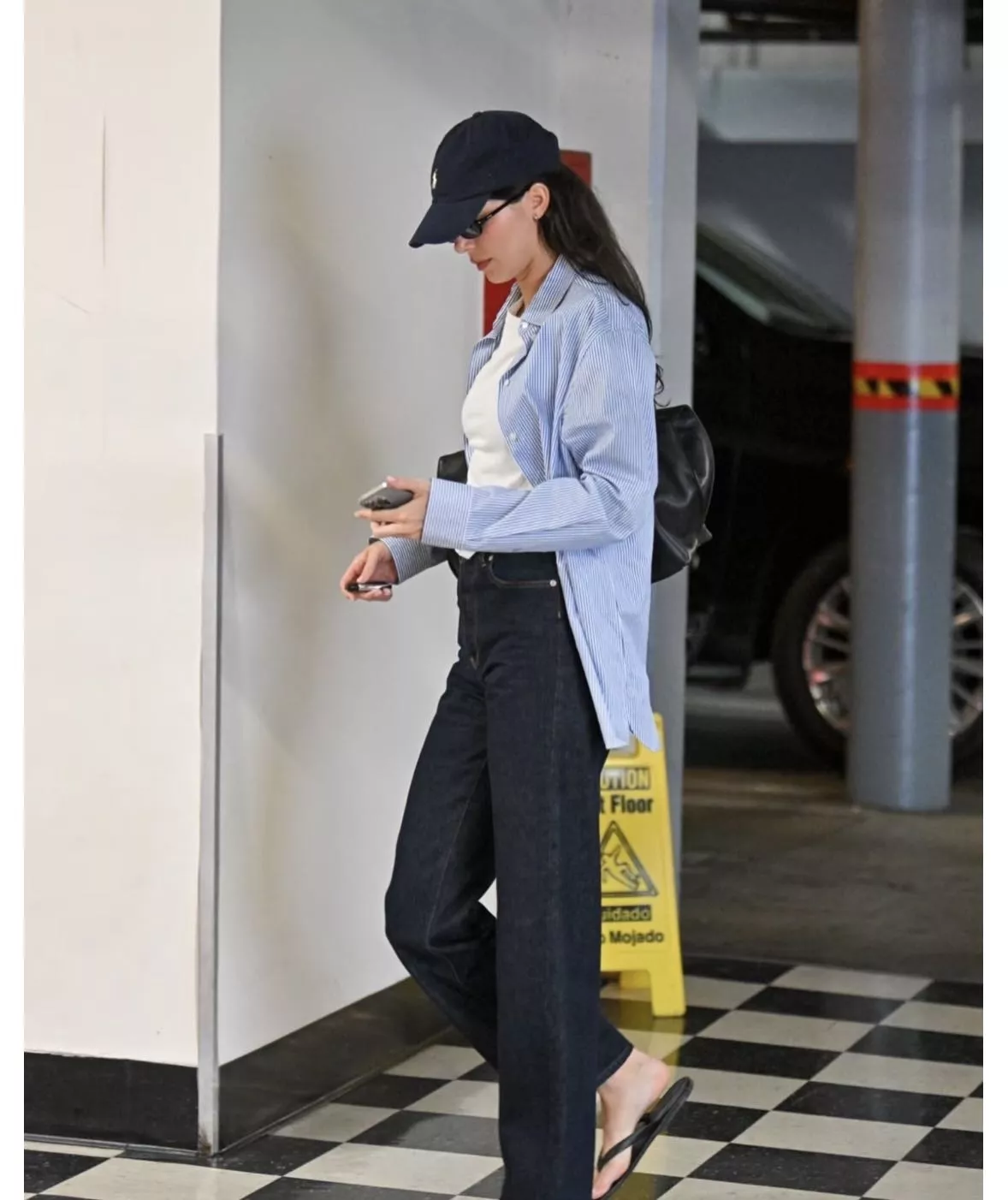 발렌시아가 이탈리아 원단 스트레이트 데님 팬츠 상세 이미지 69
