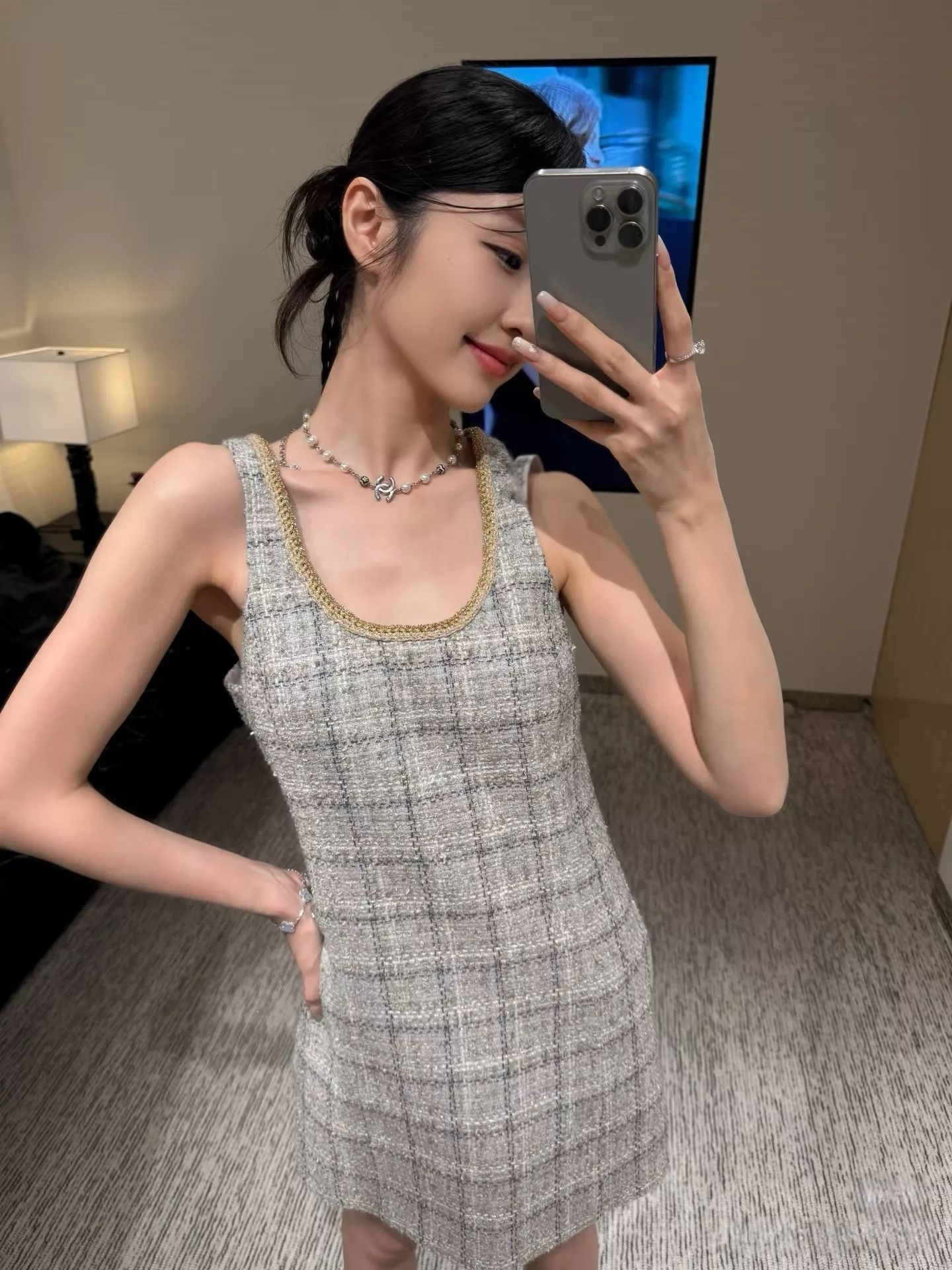 샤넬 메리노 울 체크 슬리브리스 원피스 상세 이미지 65
