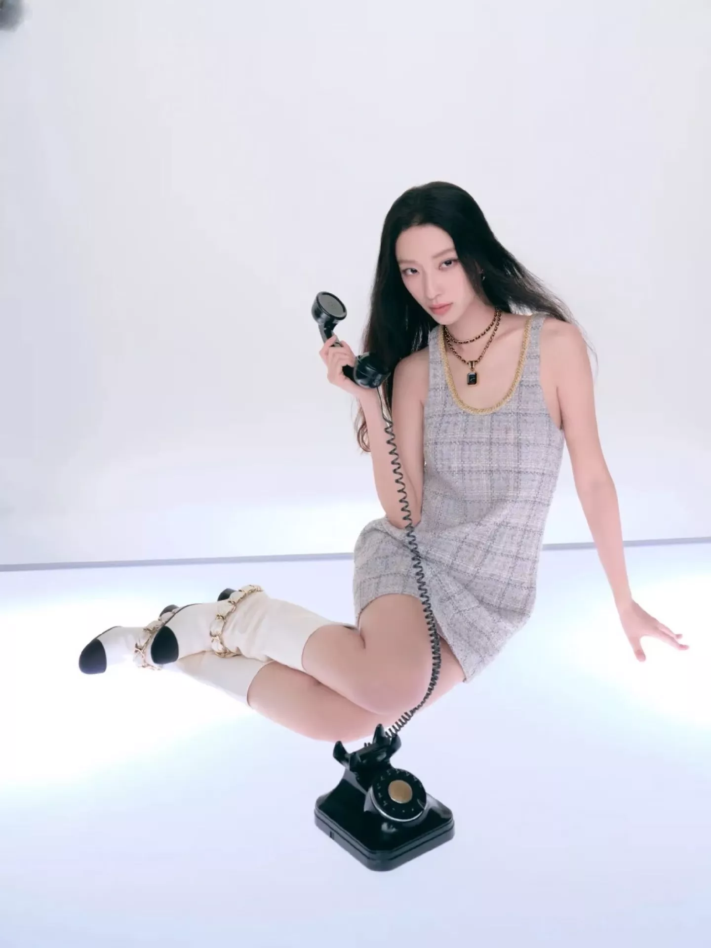 샤넬 메리노 울 체크 슬리브리스 원피스 상세 이미지 69