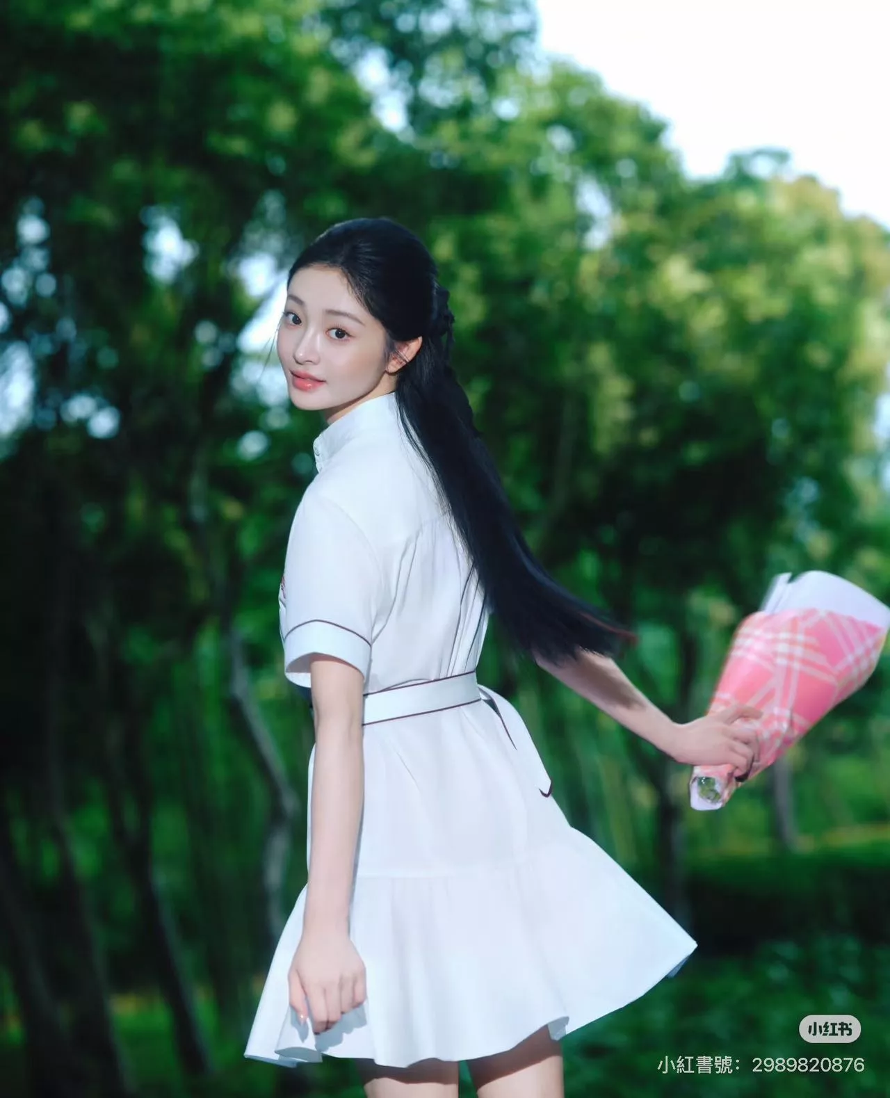 버버리 자수 디테일 벨트 카라 원피스 상세 이미지 25