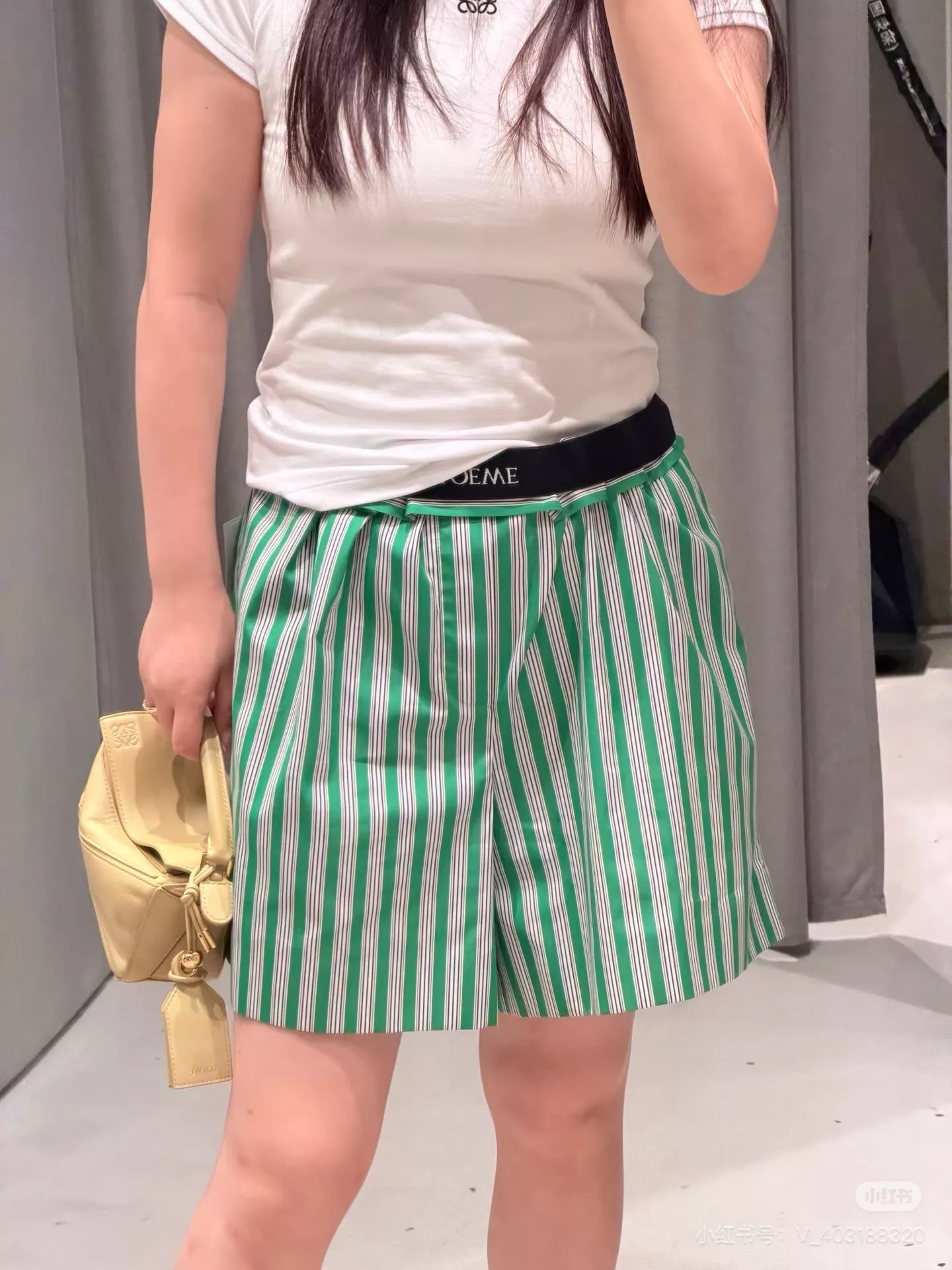 로에베 자수 레터링 스트라이프 반바지 상세 이미지 17