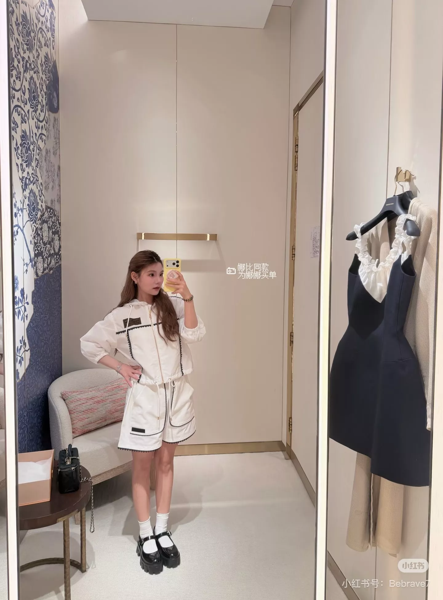 루이비통 다미에 패턴 후드 집업 재킷 반바지 세트 상세 이미지 40