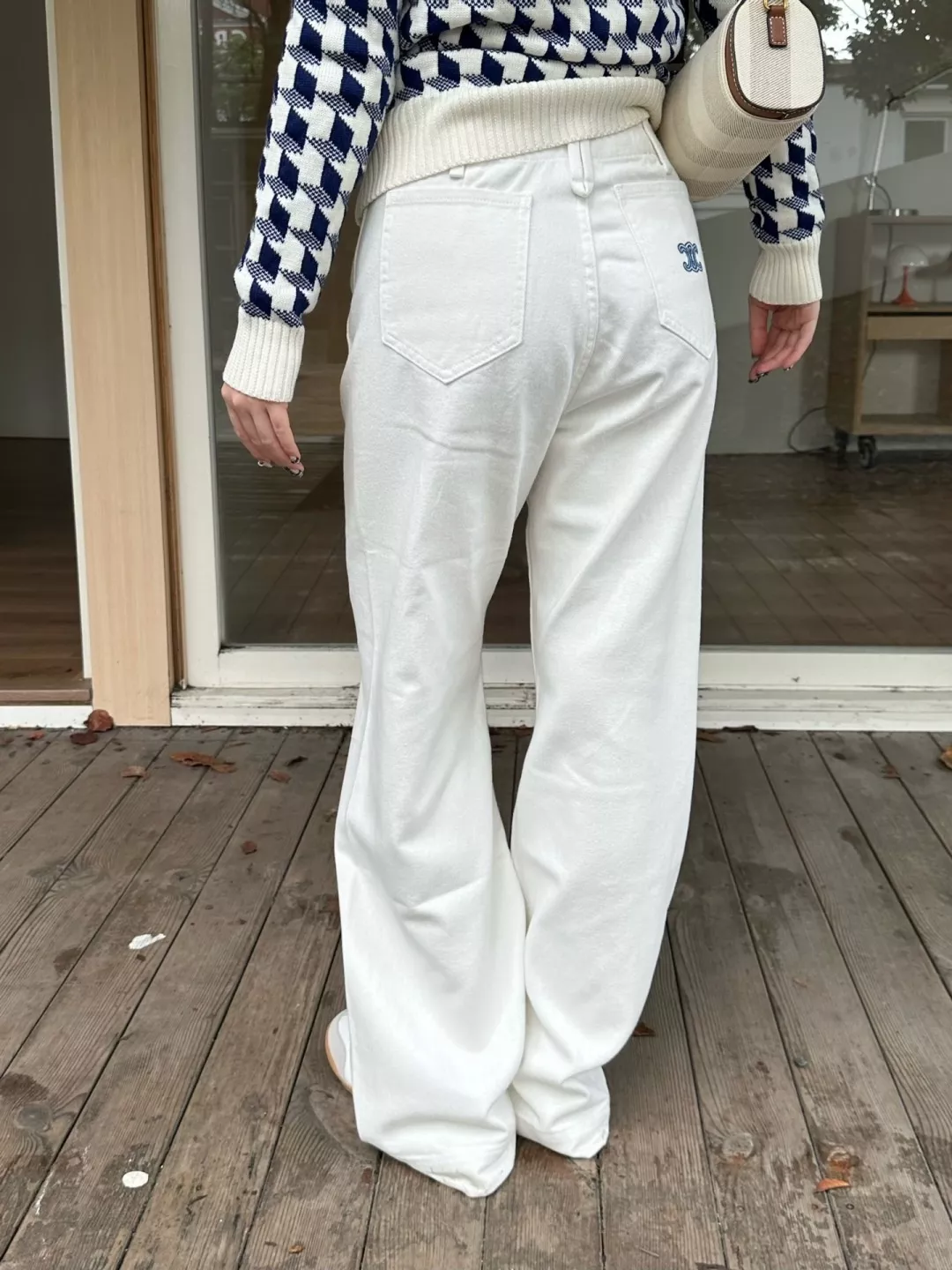 body_6b521ffd264fb7a0.webp