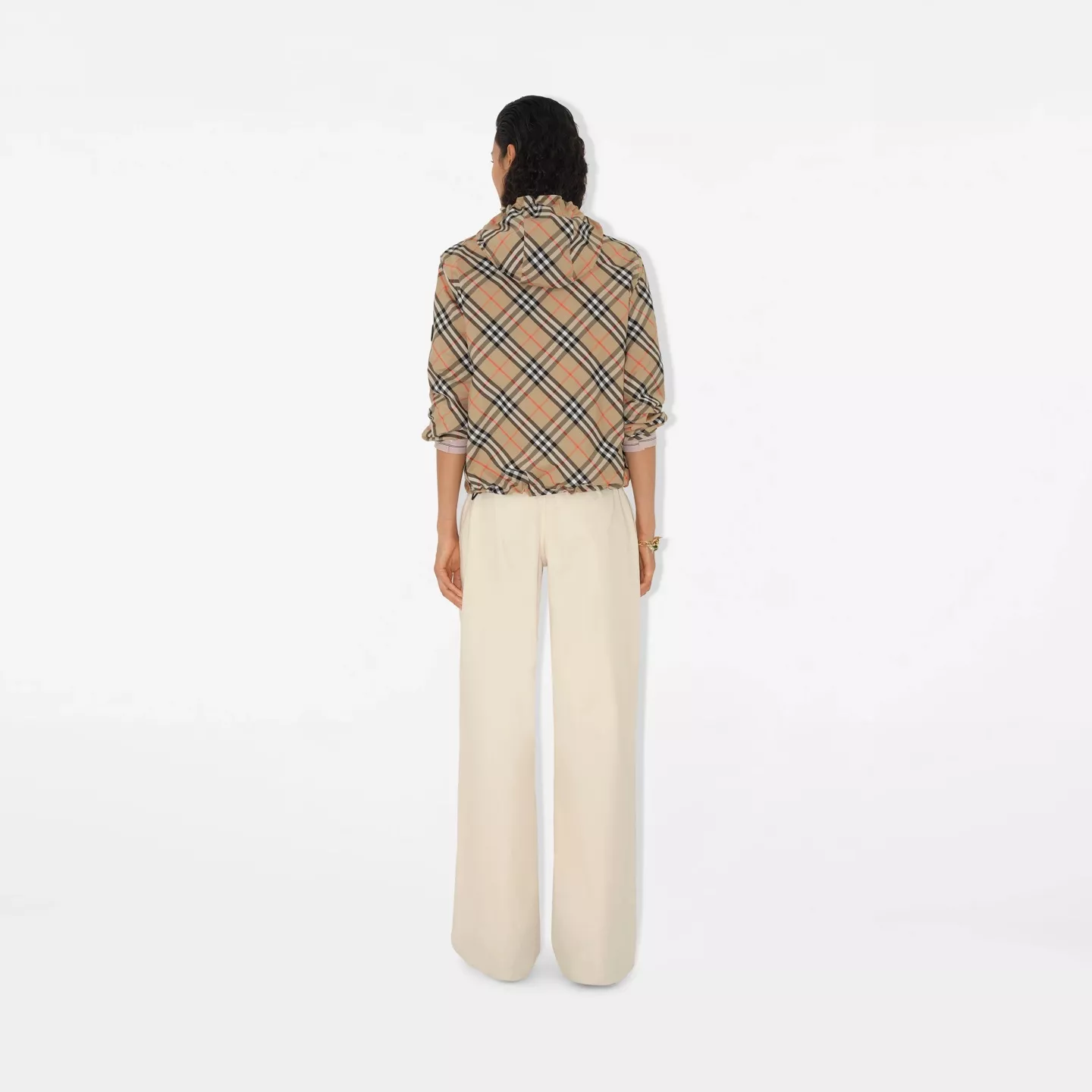 body_b92c17019e7b9fec.webp