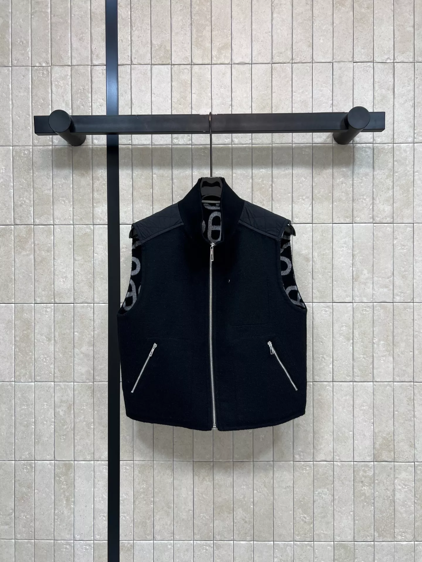 body_057acf14cf3a1293.webp