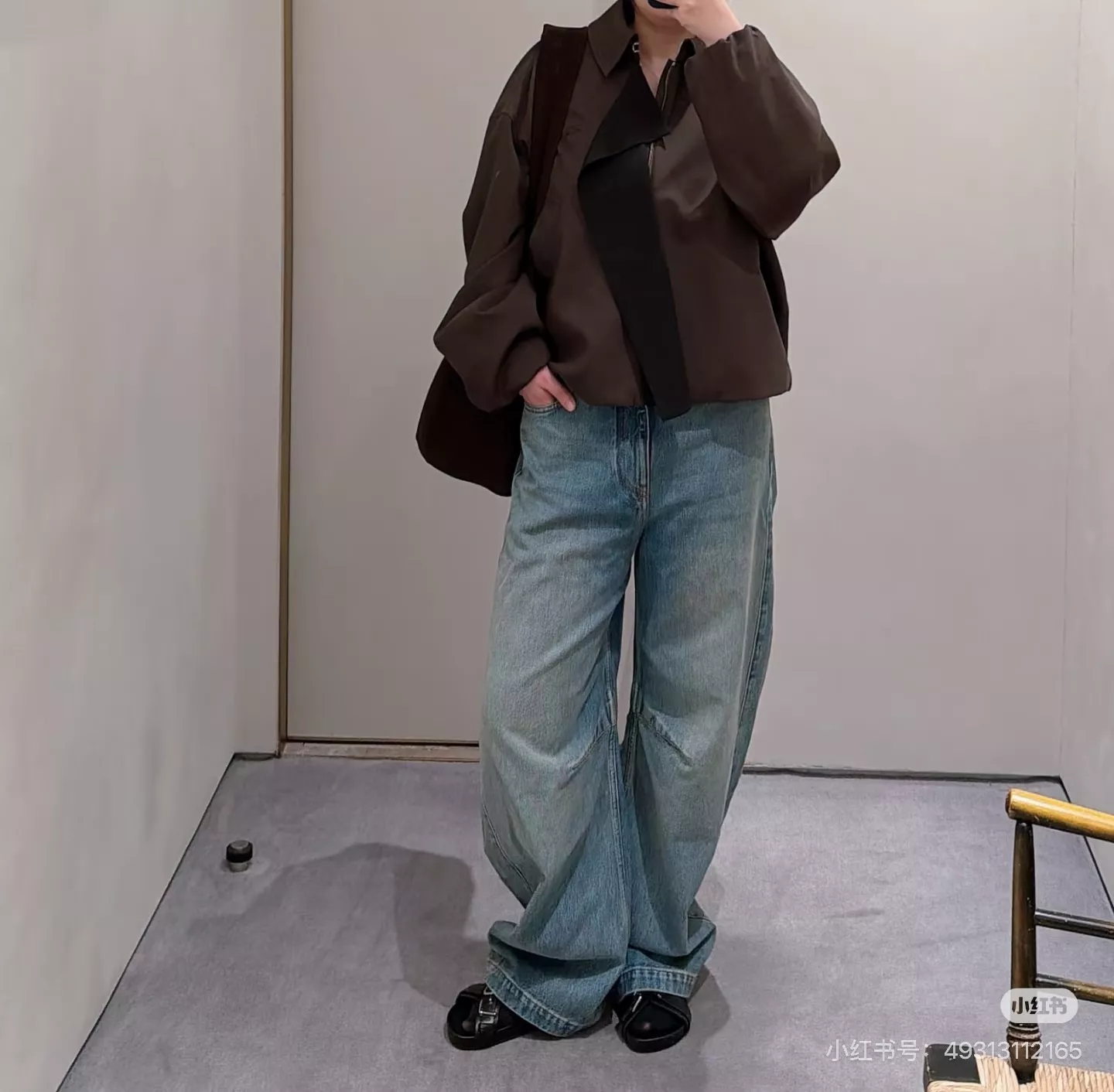 로에베 배색 타이 칼라 오버핏 재킷 상세 이미지 87