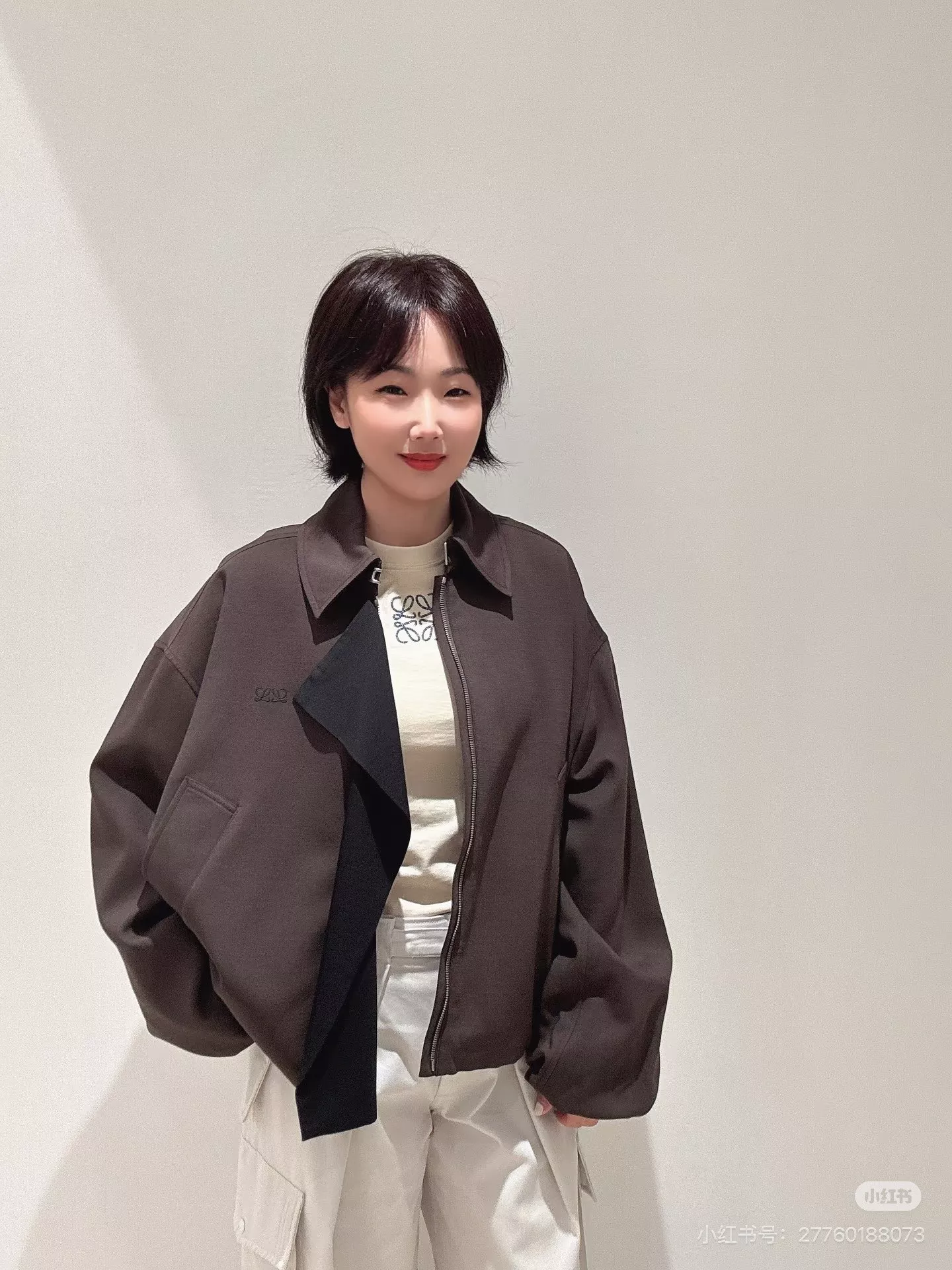 로에베 배색 타이 칼라 오버핏 재킷 상세 이미지 42