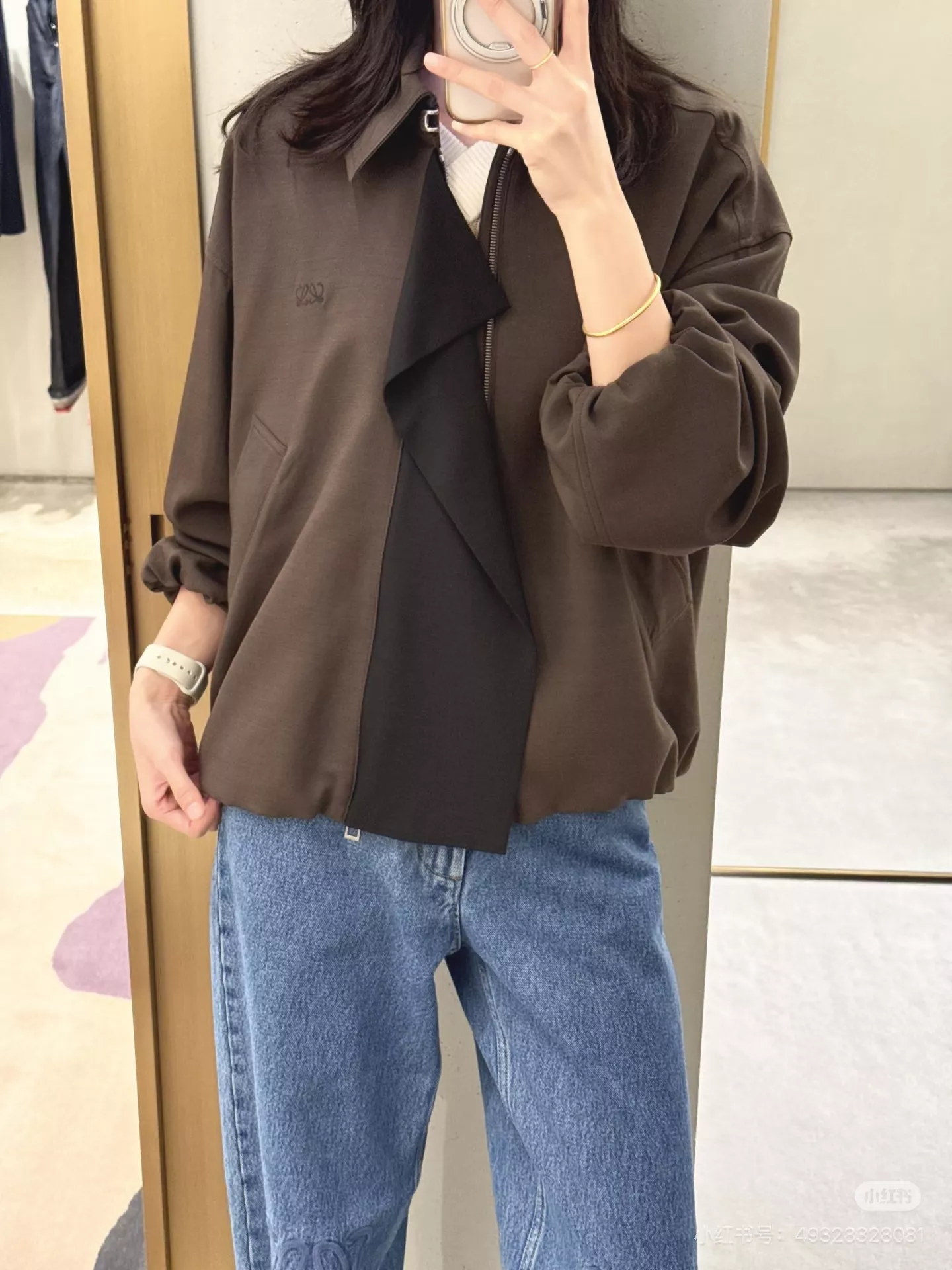 로에베 배색 타이 칼라 오버핏 재킷 상세 이미지 52