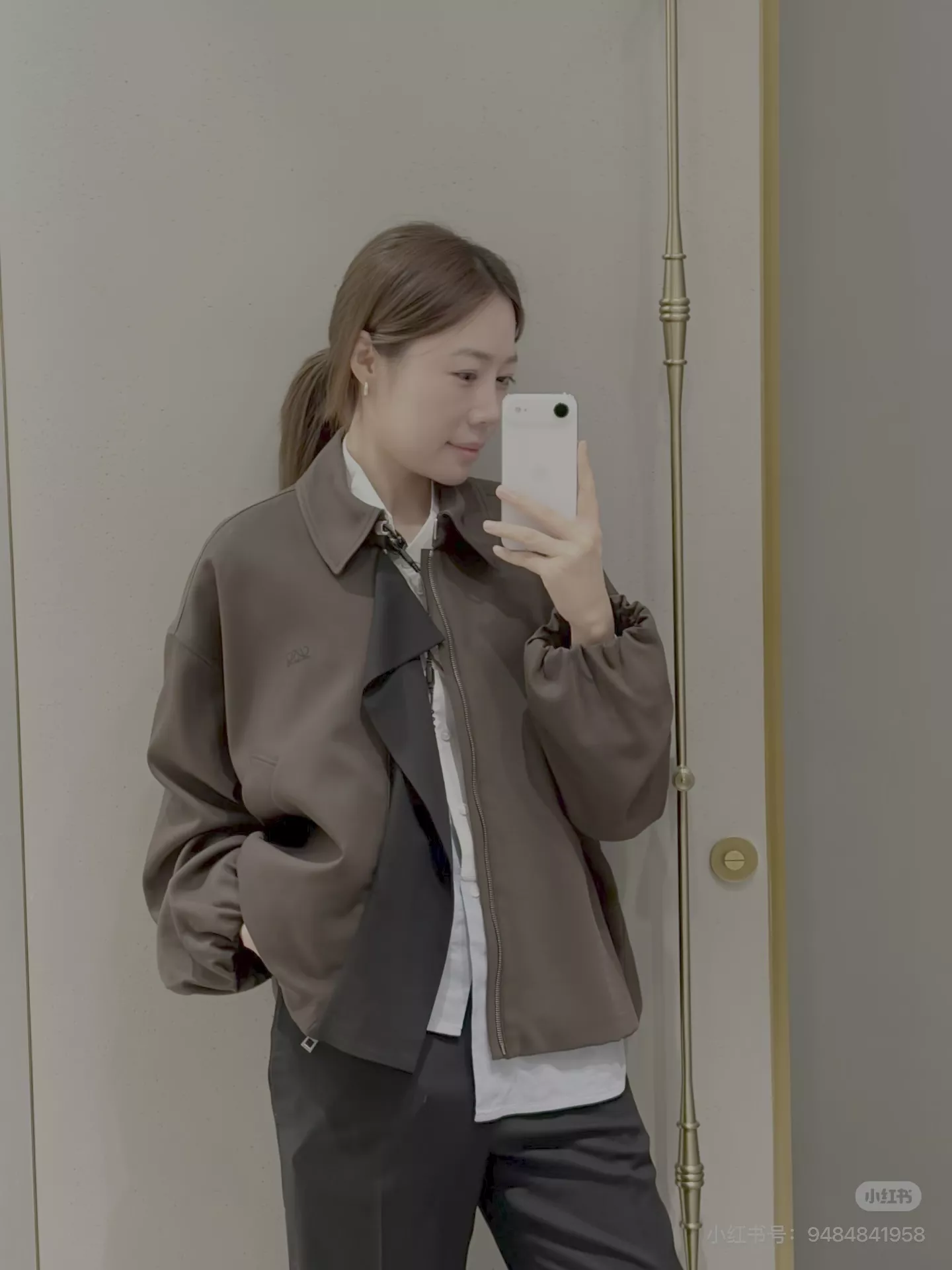 로에베 배색 타이 칼라 오버핏 재킷 상세 이미지 77