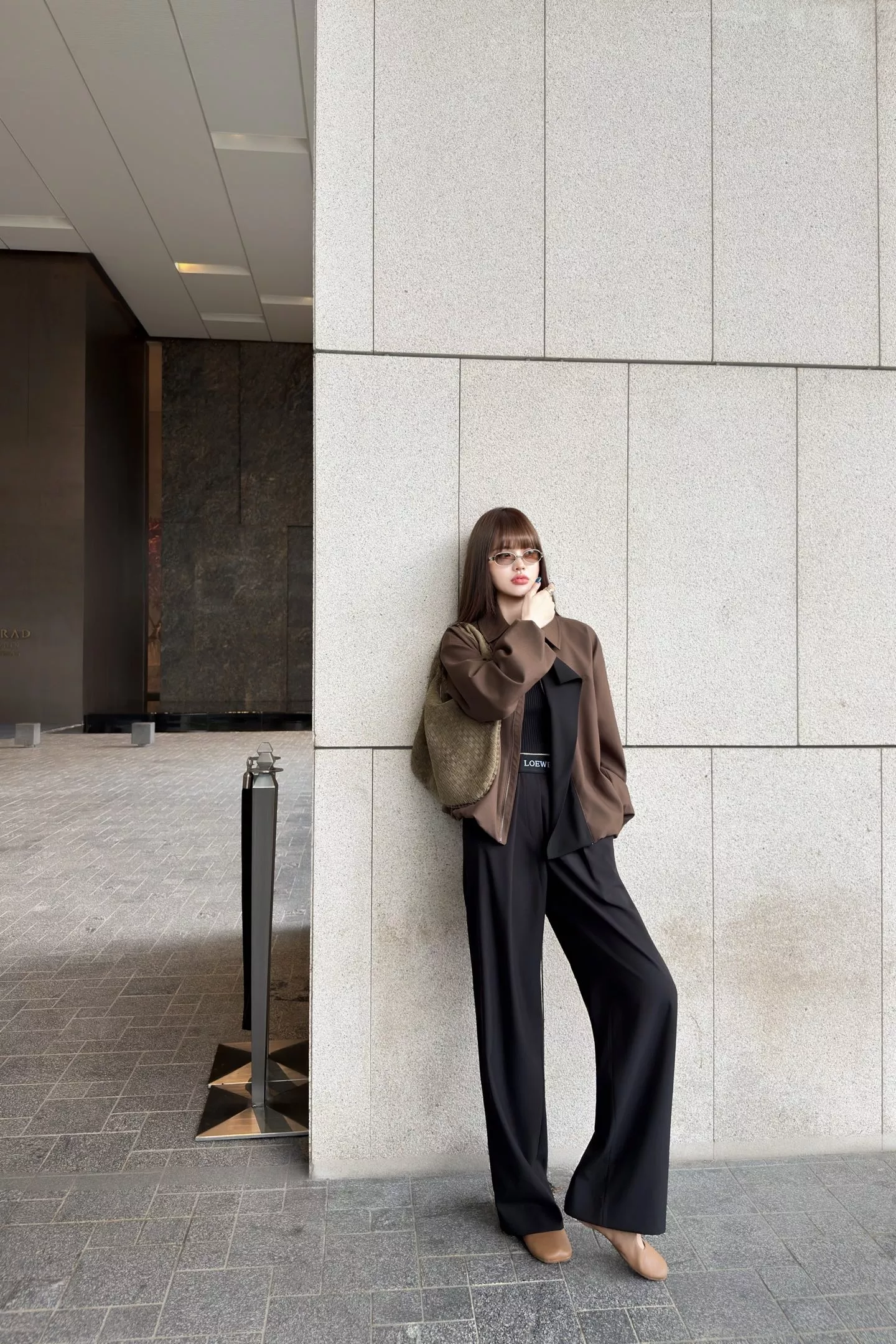 로에베 배색 타이 칼라 오버핏 재킷 상세 이미지 91