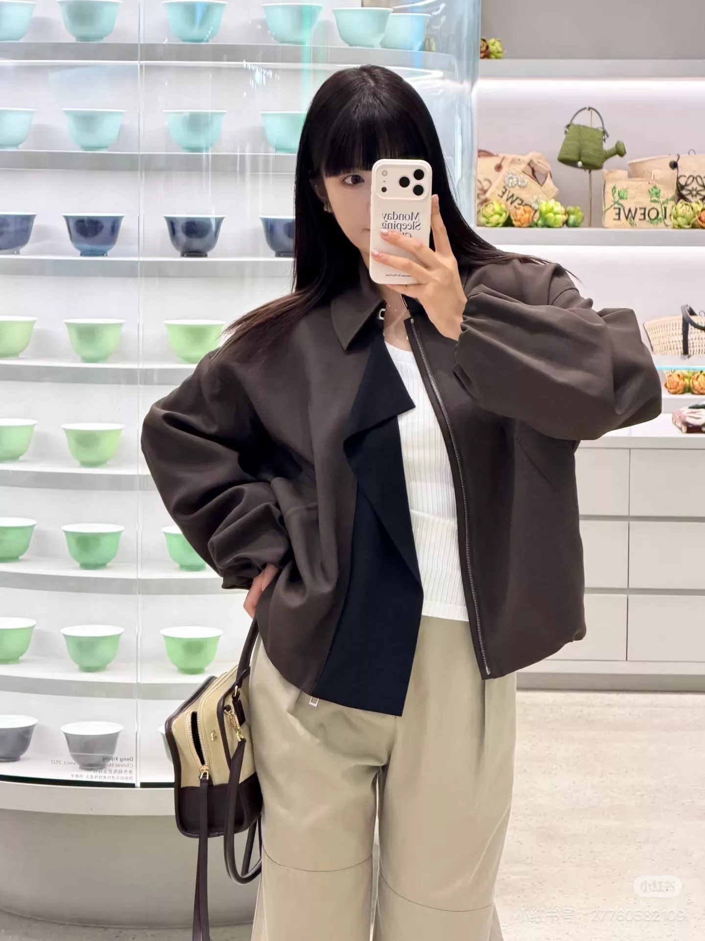 로에베 배색 타이 칼라 오버핏 재킷 상세 이미지 39