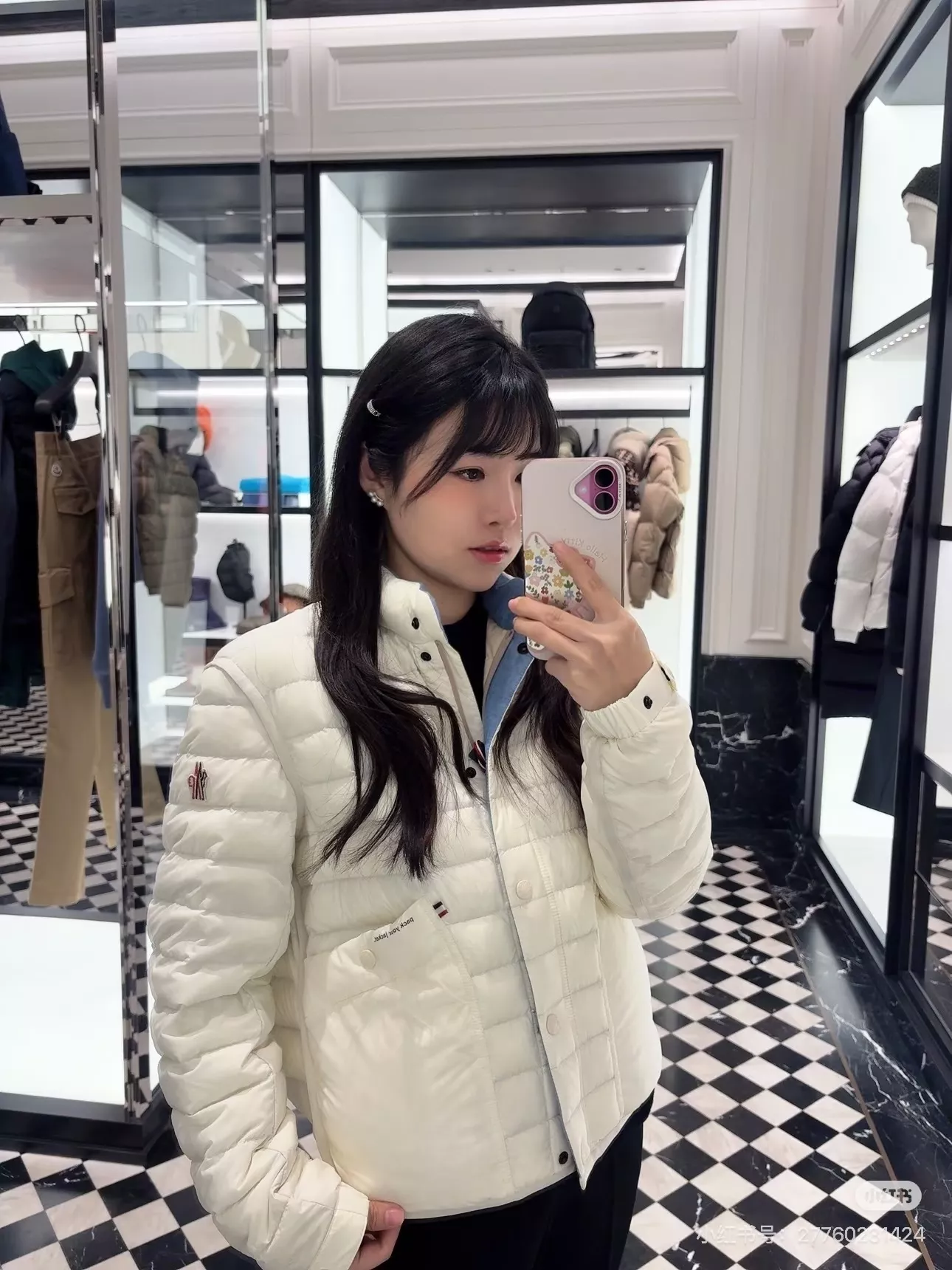 몽클레어 스탠드칼라 경량 크롭 패딩 상세 이미지 33