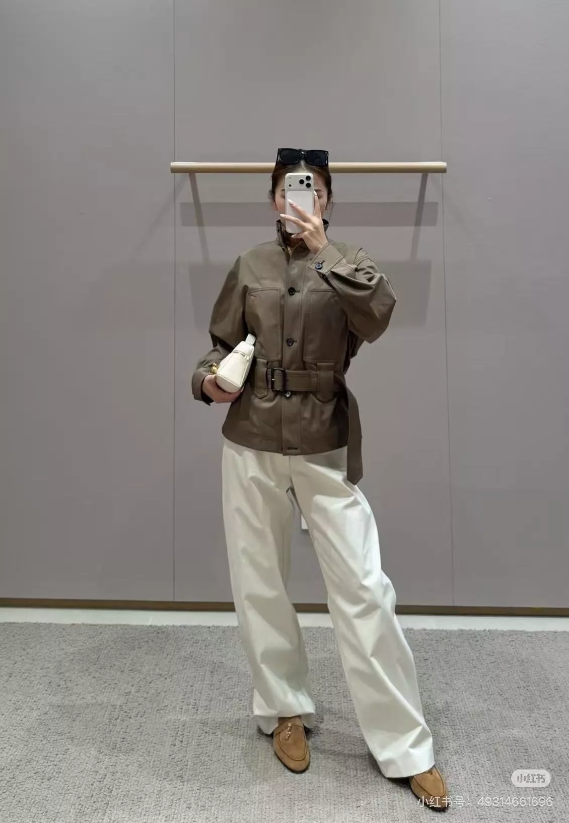 로로피아나 카키 스탠드칼라 벨트 포켓 재킷 상세 이미지 24