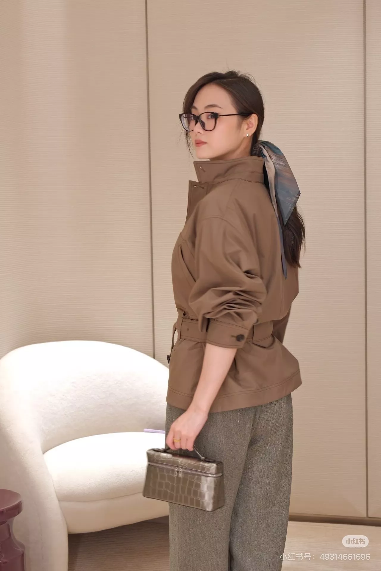로로피아나 카키 스탠드칼라 벨트 포켓 재킷 상세 이미지 14