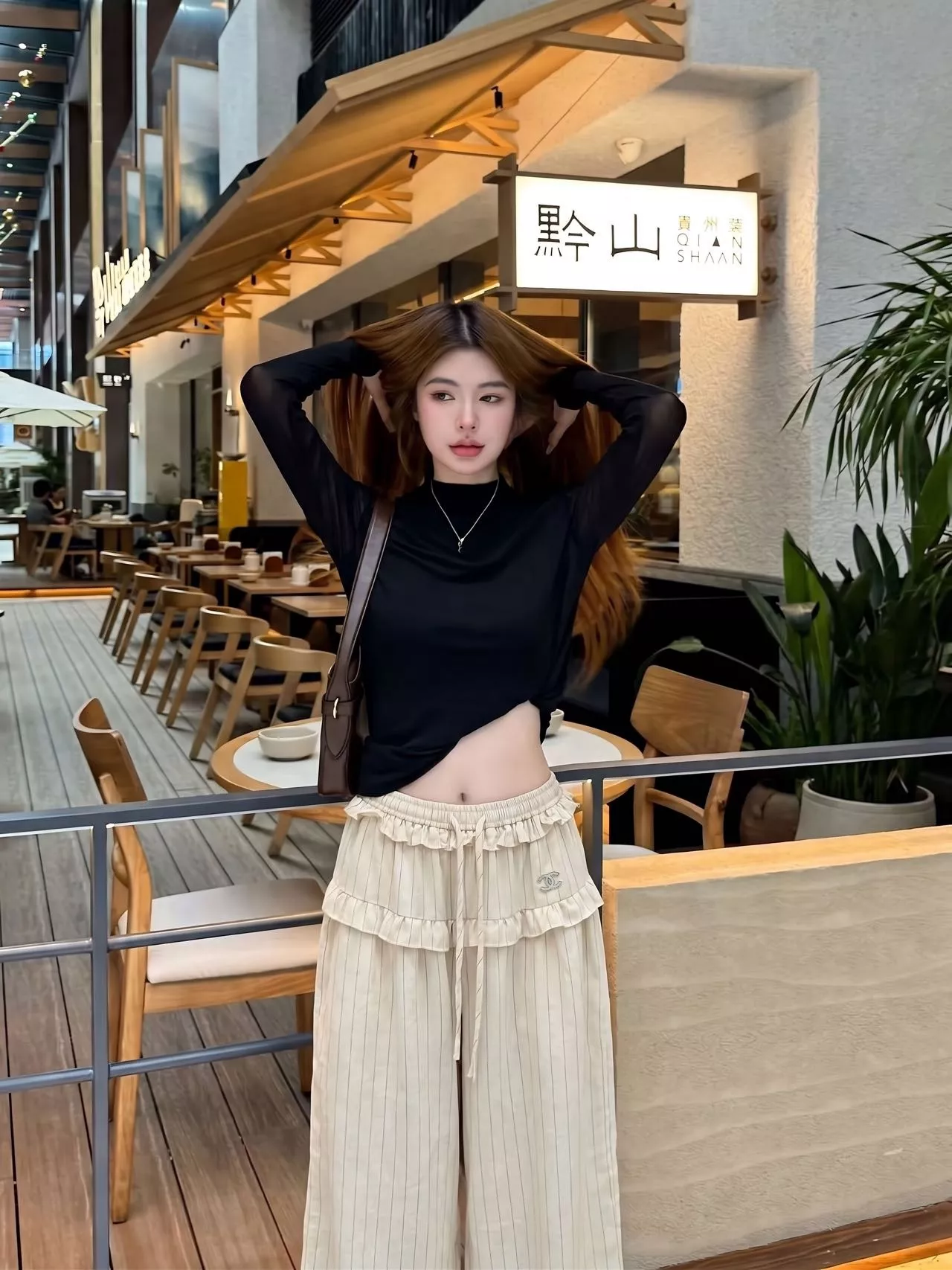 샤넬 스트라이프 하이웨이스트 플레어 스커트 상세 이미지 19