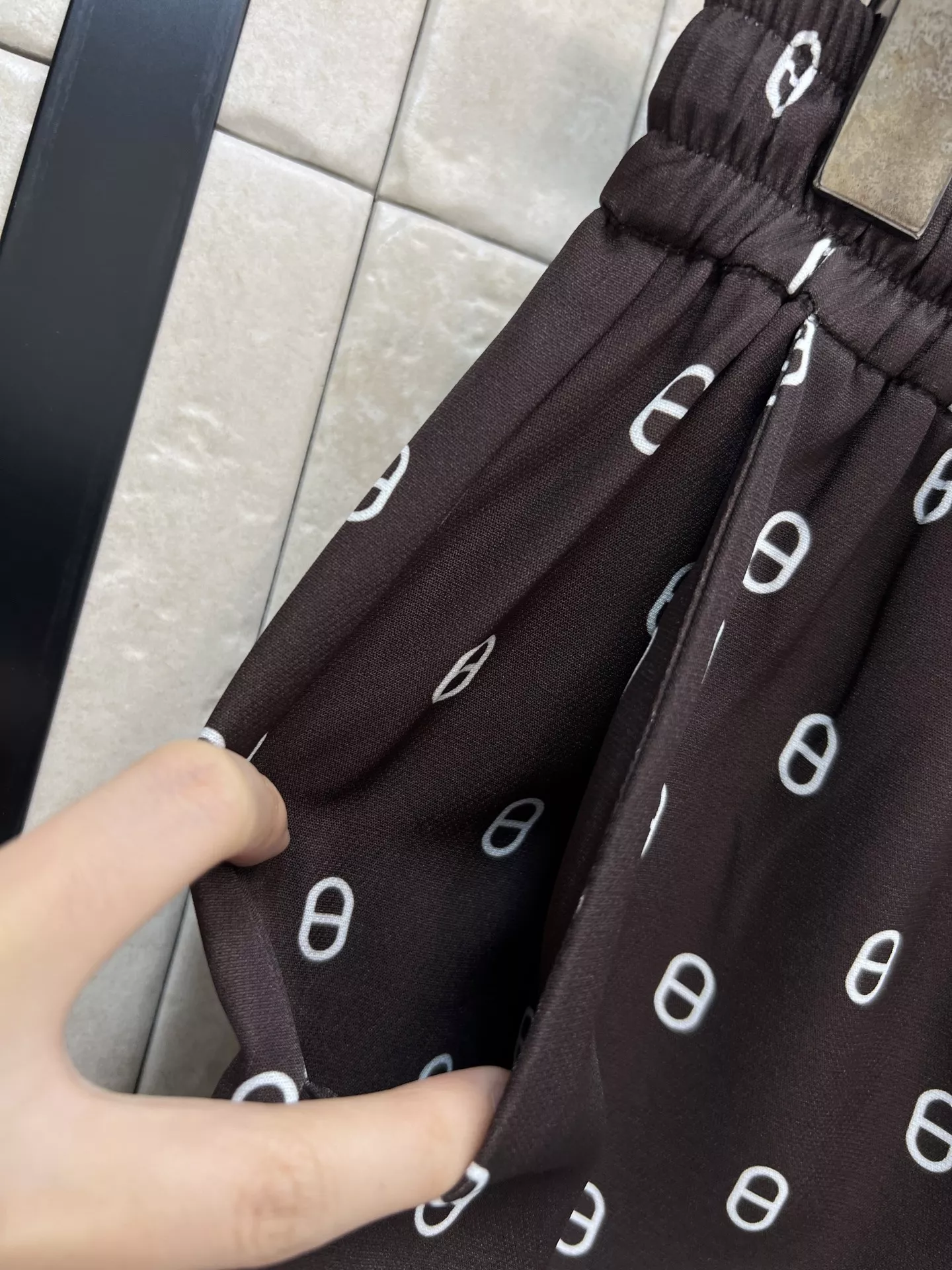 에르메스 모노그램 하이웨이스트 와이드 팬츠 상세 이미지 5