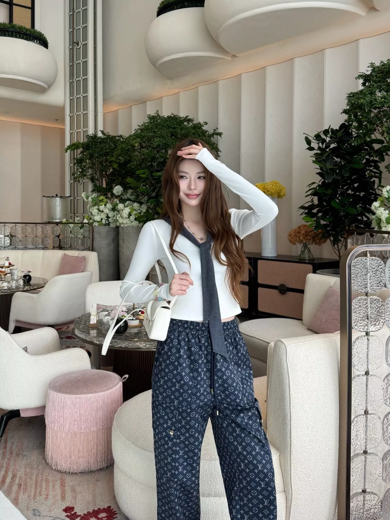 루이비통 모노그램 와이드 밴딩 스트링 팬츠 상세 이미지 23