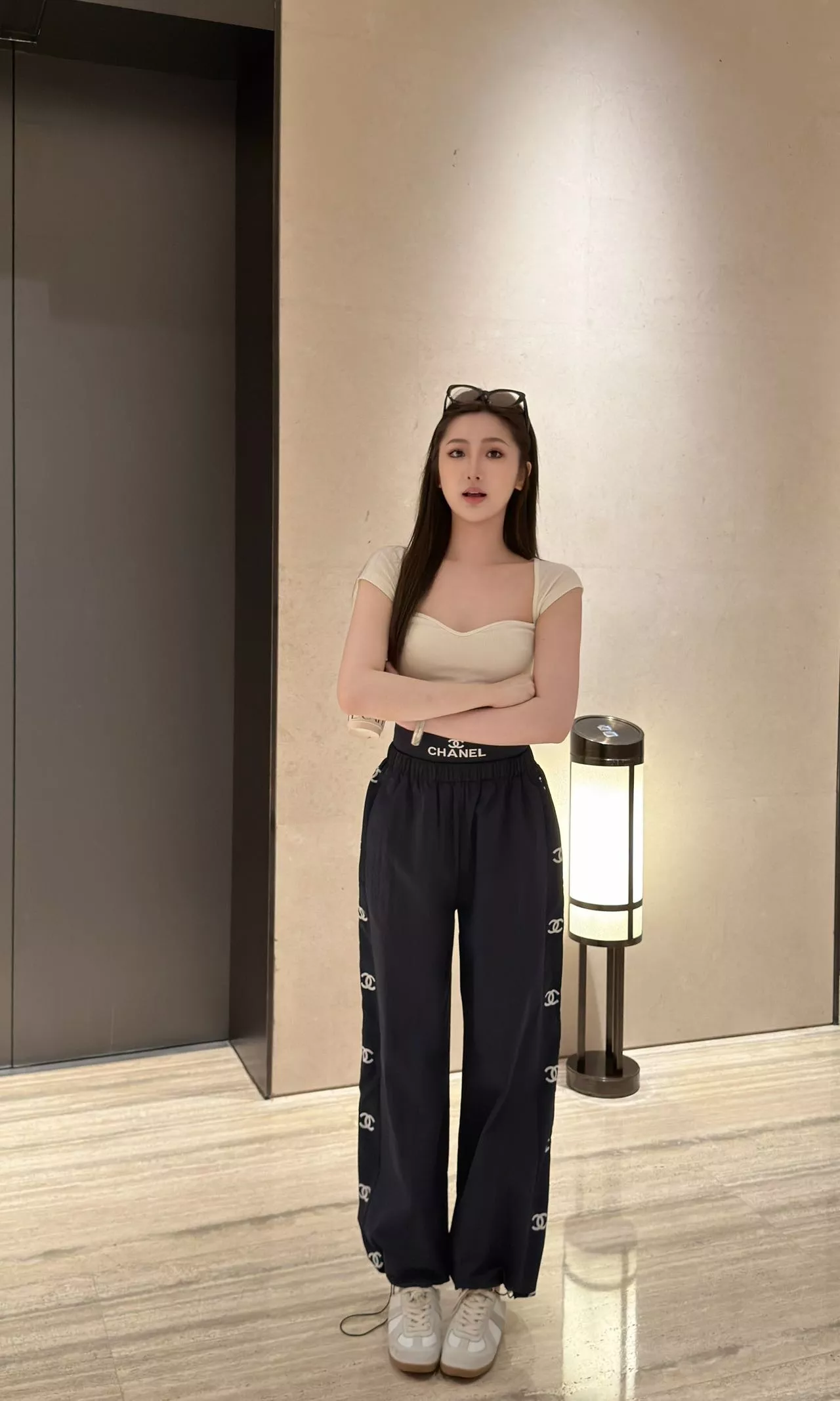 샤넬 로고 프린트 밴딩 와이드 롱 팬츠 상세 이미지 18