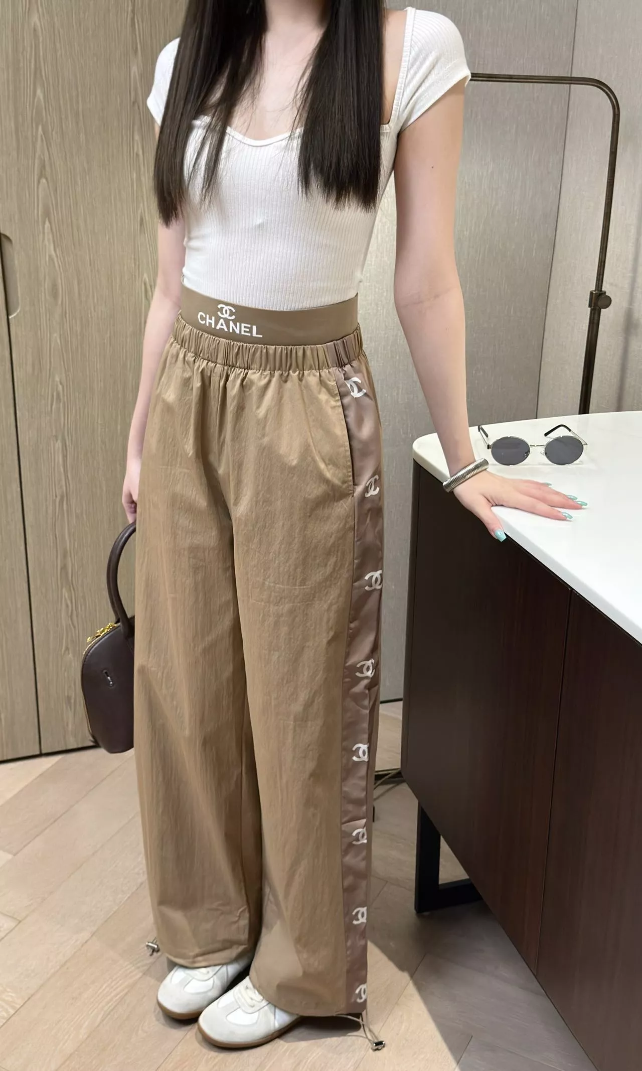 샤넬 로고 프린트 밴딩 와이드 롱 팬츠 상세 이미지 22