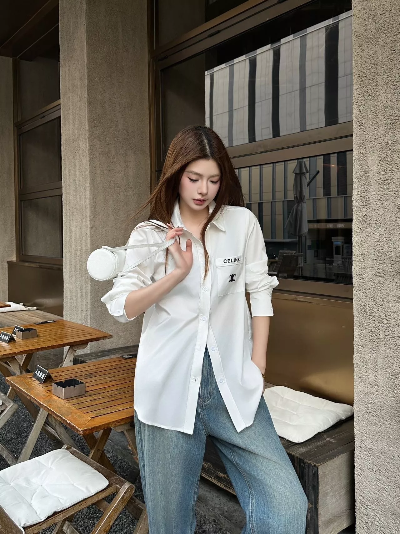 셀린느 로고 자수 포켓 긴소매 셔츠 상세 이미지 17