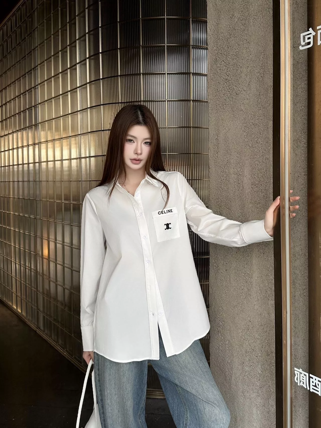 셀린느 로고 자수 포켓 긴소매 셔츠 상세 이미지 12