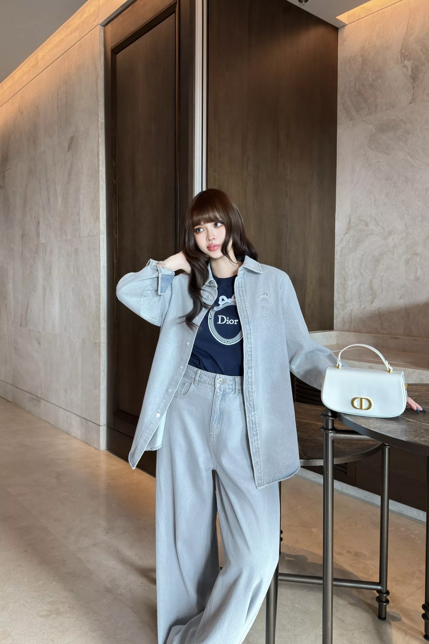 디올 하이웨이스트 와이드 레그 데님 팬츠 상세 이미지 31