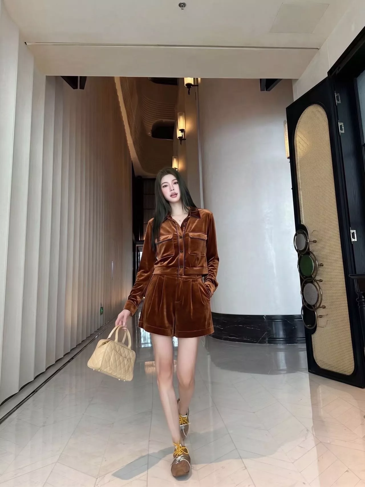 입생로랑 빈티지 크롭 카라 재킷 하프 팬츠 투피스 상세 이미지 18