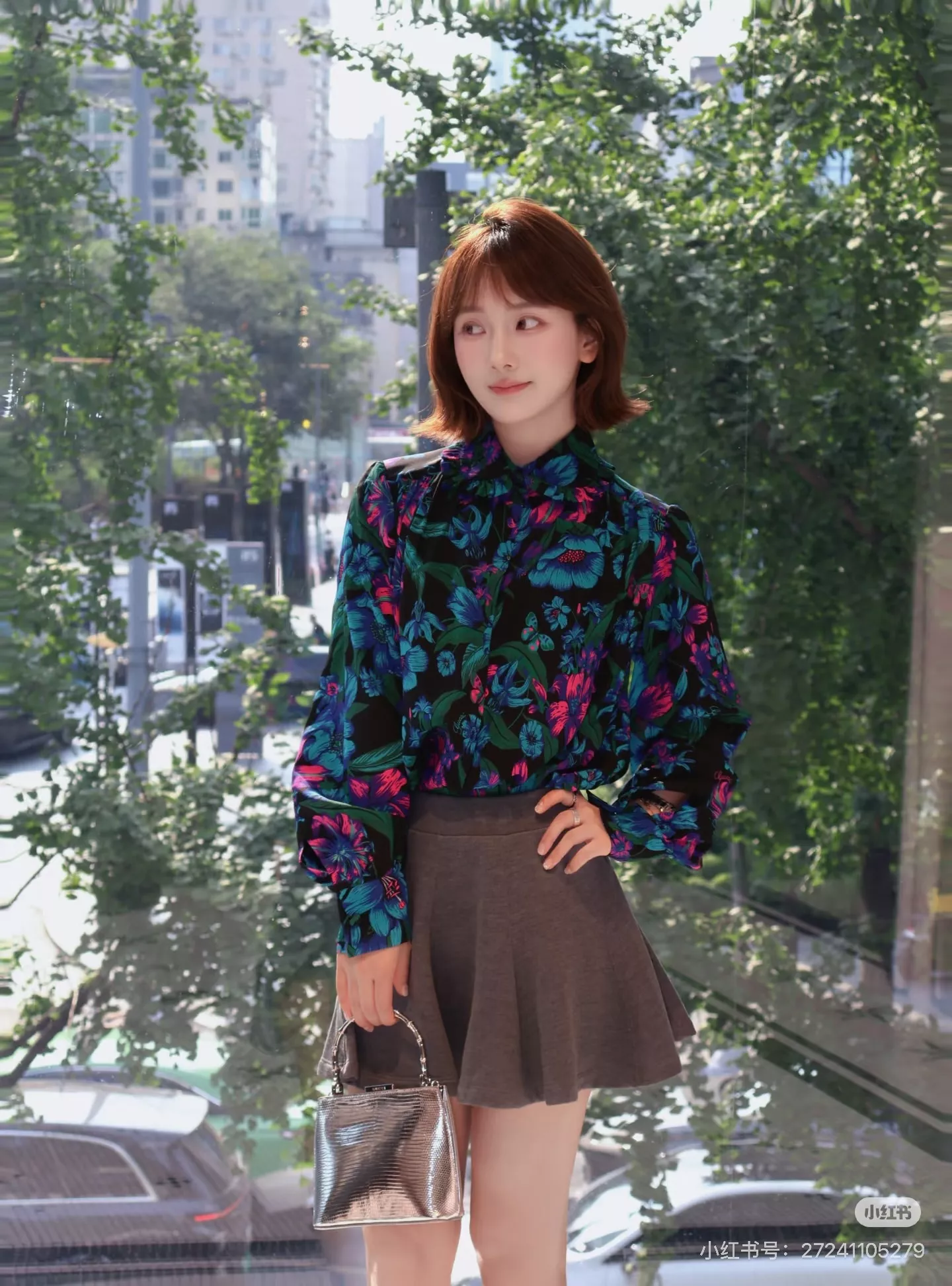 구찌 플라워 프린트 프릴 칼라 긴소매 블라우스 상세 이미지 18