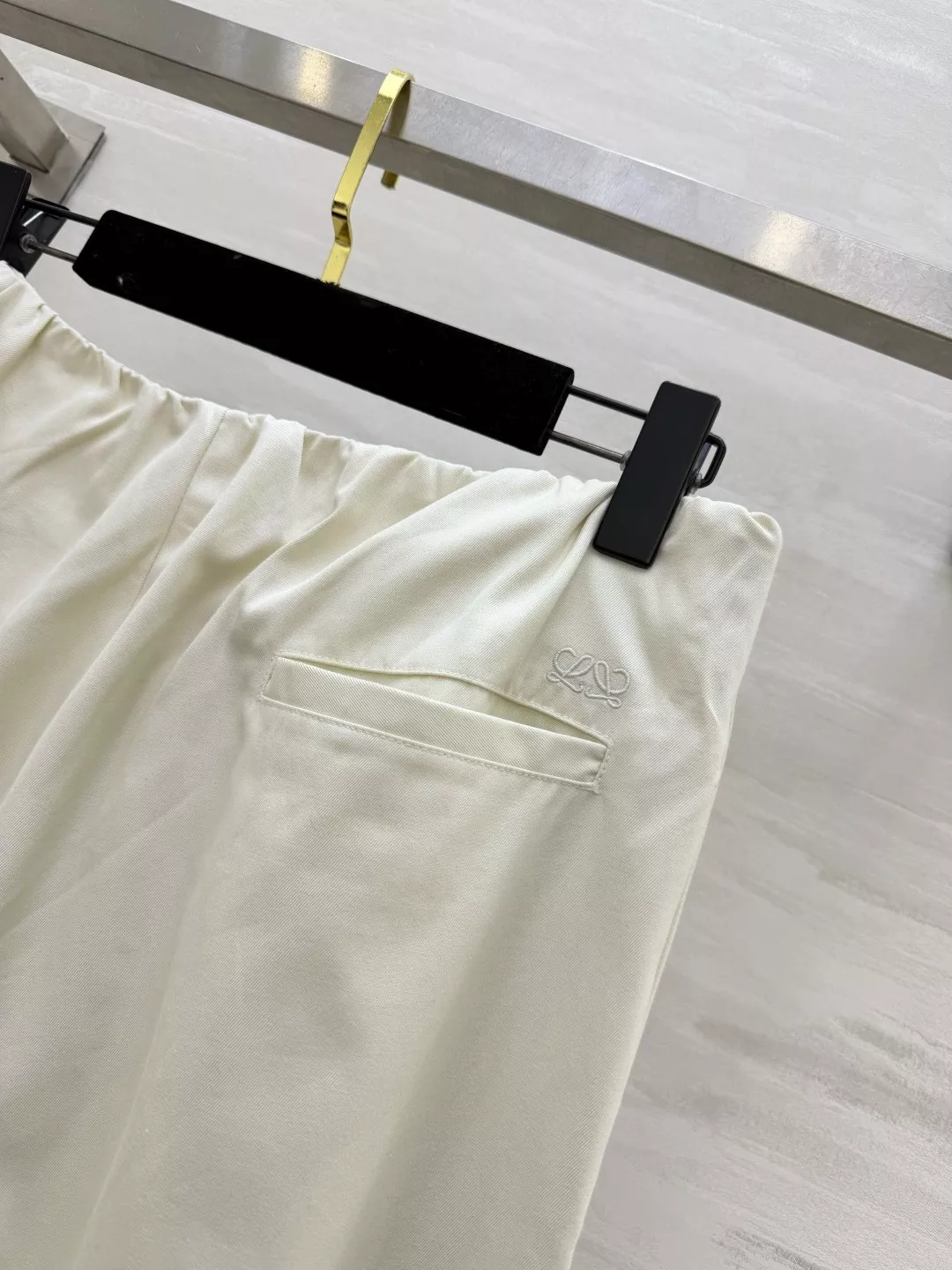 로에베 밴딩 스트랩 와이드 크롭 팬츠 상세 이미지 6