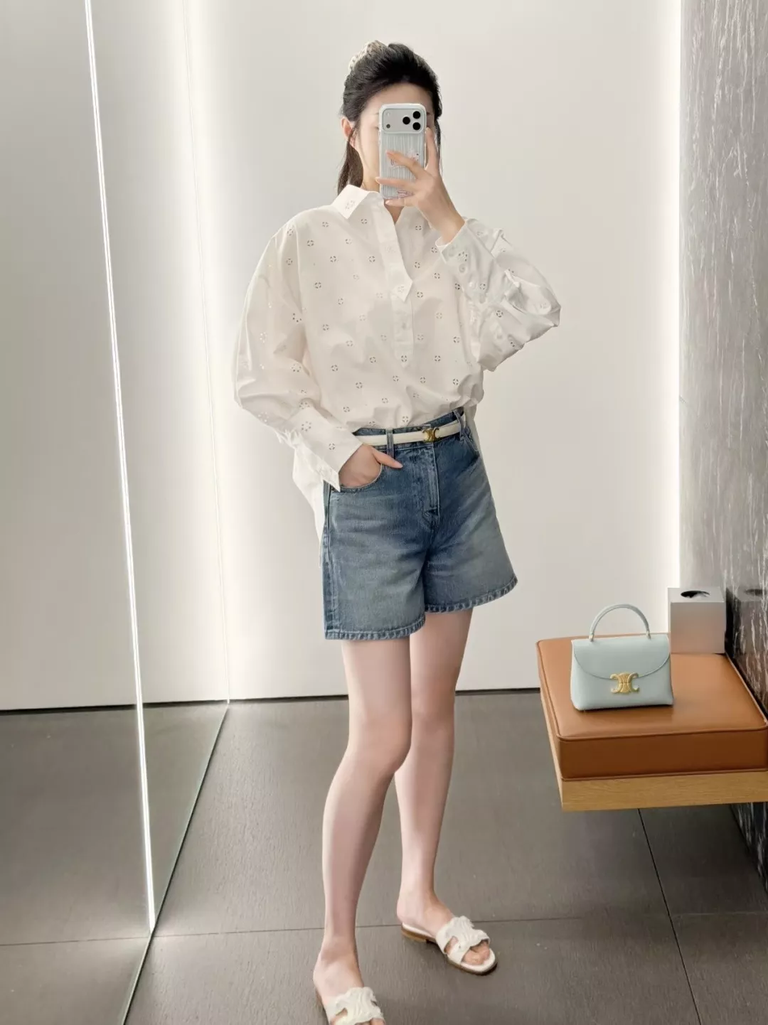 셀린느 플라워 펀칭 자수 하프플래킷 긴소매 셔츠 상세 이미지 16